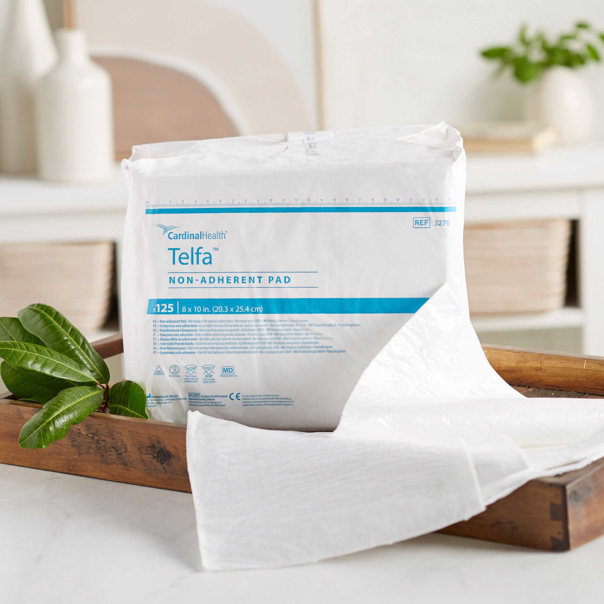 Cardinal 3279 - Telfa™ Ouchless Nonadherent Dressing, 8 x 10 Inch - 125/Bag, 500/Case