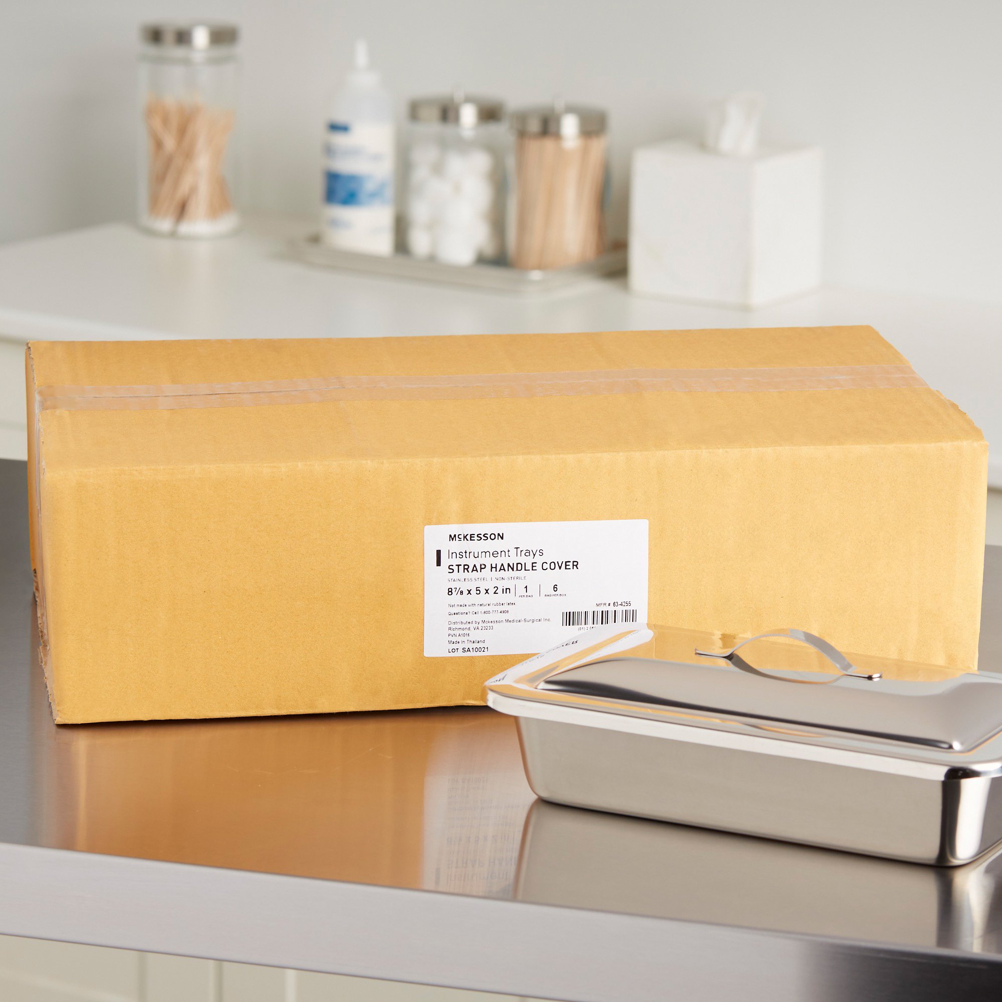McKesson Brand 63-4255 - McKesson Instrument Tray, Strap Handle, 8-7/8 Inches - 1/Each, 6/Box