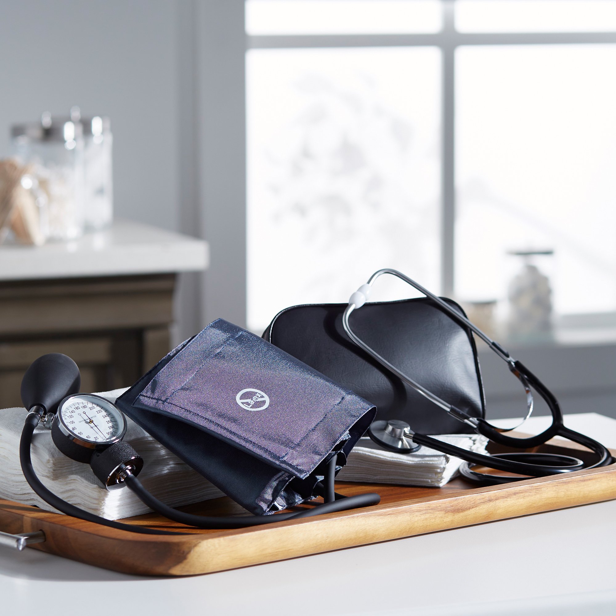 McKesson Brand 775-660-11ANMM - McKesson Aneroid Sphygmomanometer/Nurse Stethoscope Kit - 1/Each, 20/Case