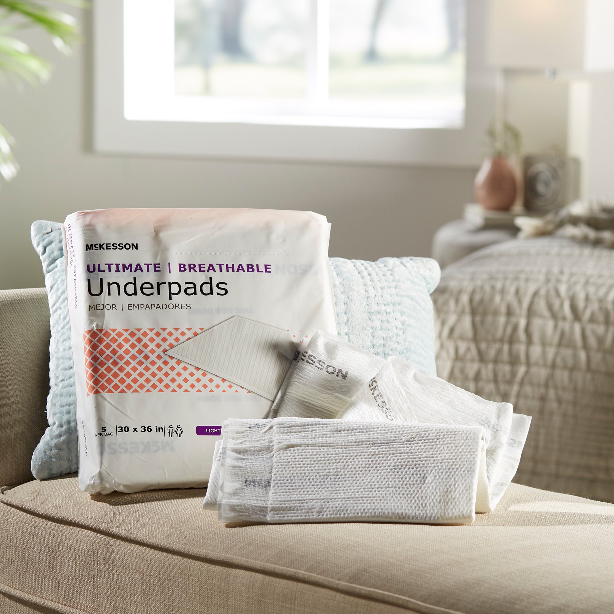 McKesson Brand UPMX3036 - McKesson Ultimate Breathable Underpads, Heavy Absorbency, 30 x 36 Inch, White - 5/Bag, 70/Case