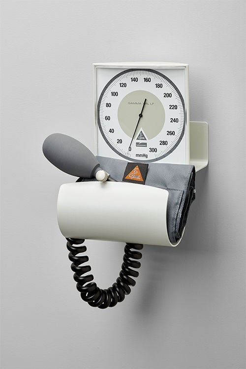 Midmark - M-000-09-323-166 Aneroid Sphygmomanometer Unit GAMMA® XXL Multiple Sizes Arm Nylon Cuff 23 - 40 cm Wall Mount