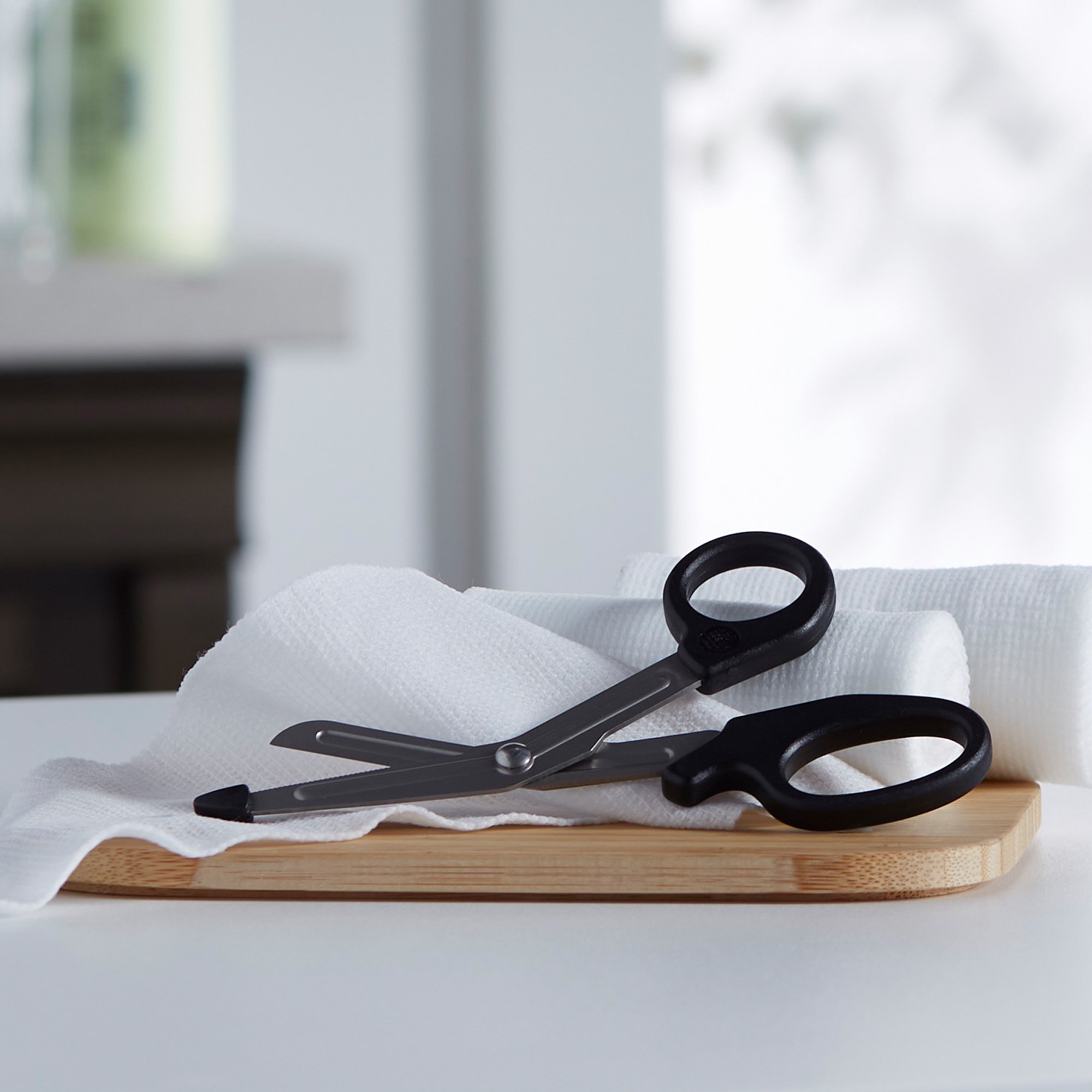 McKesson Brand 321BKMM - McKesson Medicut™ Trauma Shears, Black, 5.5 Inch length - 1/Each, 10/Case