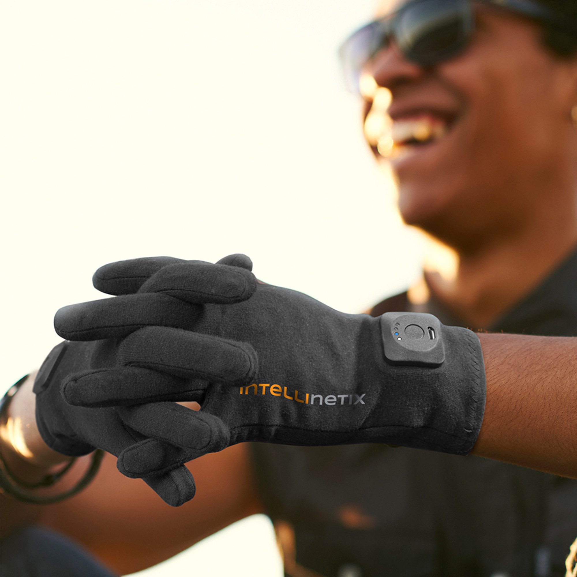 Brownmed 07232 - Intellinetix® Arthritis Vibrating Gloves, Large, Black - 1/Pair