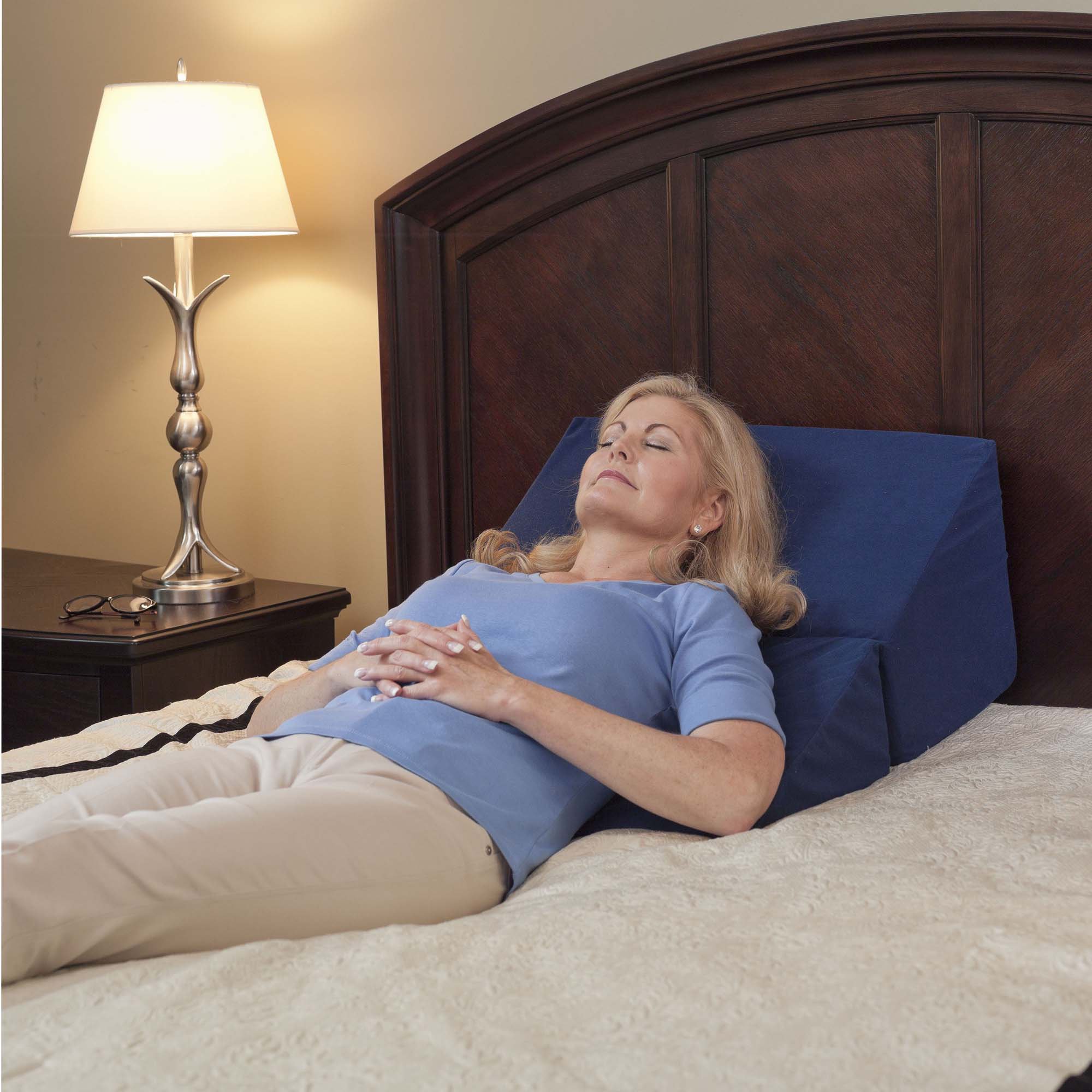 Drive DeVilbiss Healthcare RTL3827 - drive™ Folding Bed Wedge, 23 x 23 x 12 Inch - 1/Each