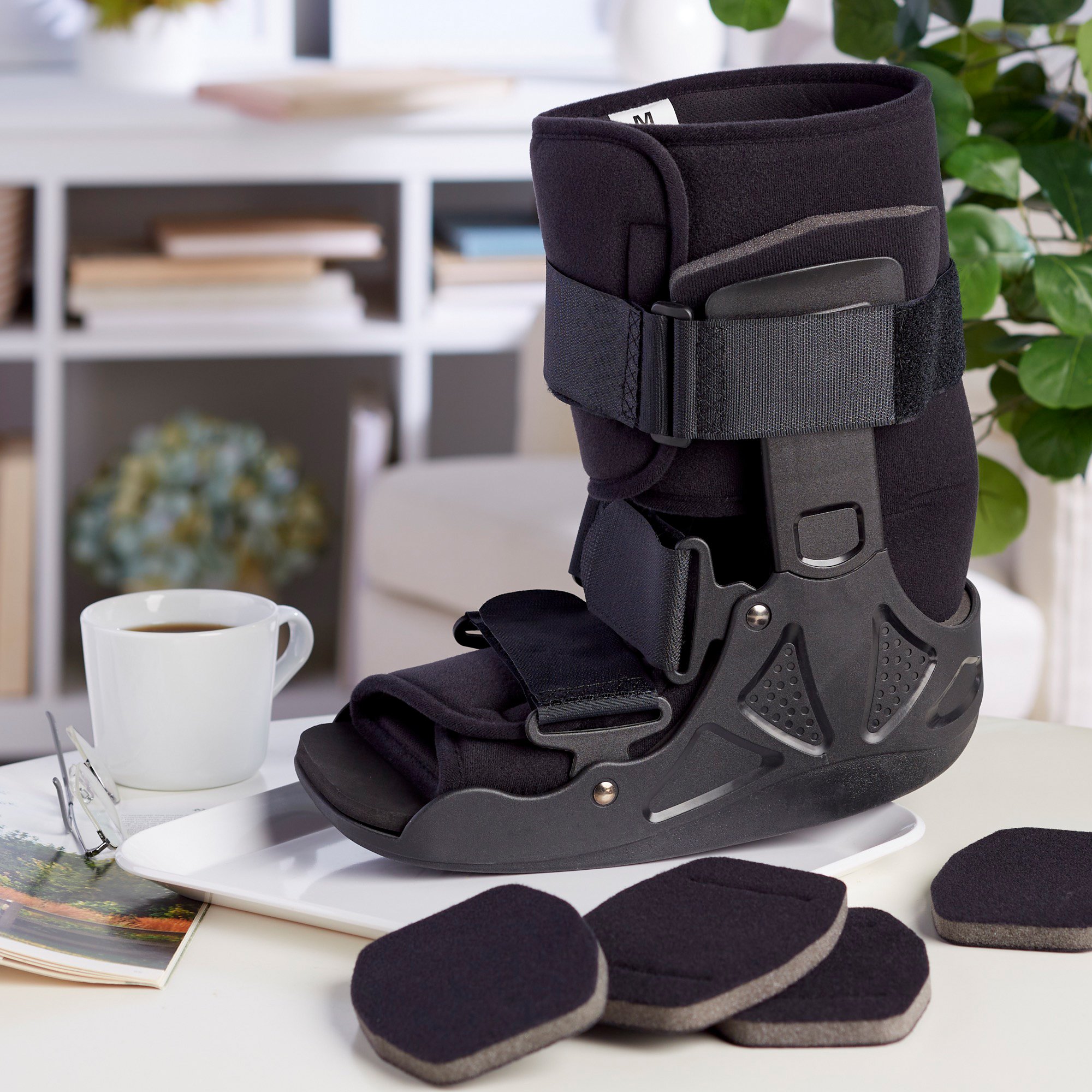 McKesson Brand 155-79-95505 - McKesson Standard Walker Boot, Medium - 1/Each