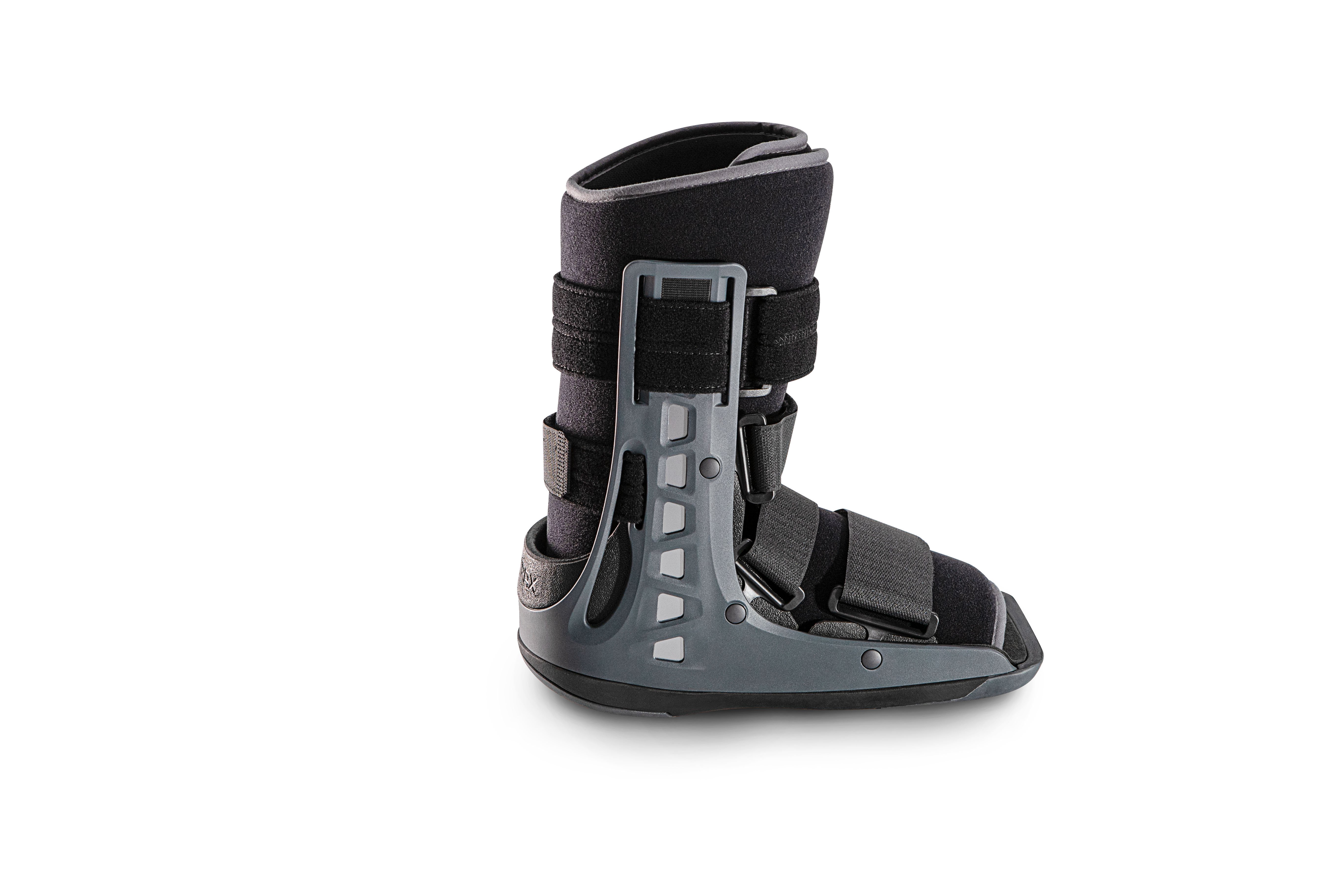 MaxTrax 2.0 Air Air Walker Boot 79-95733 by DJO