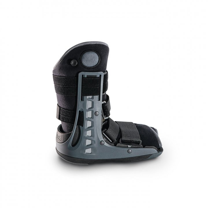 MaxTrax 2.0 Air Air Walker Boot 79-95735 by DJO