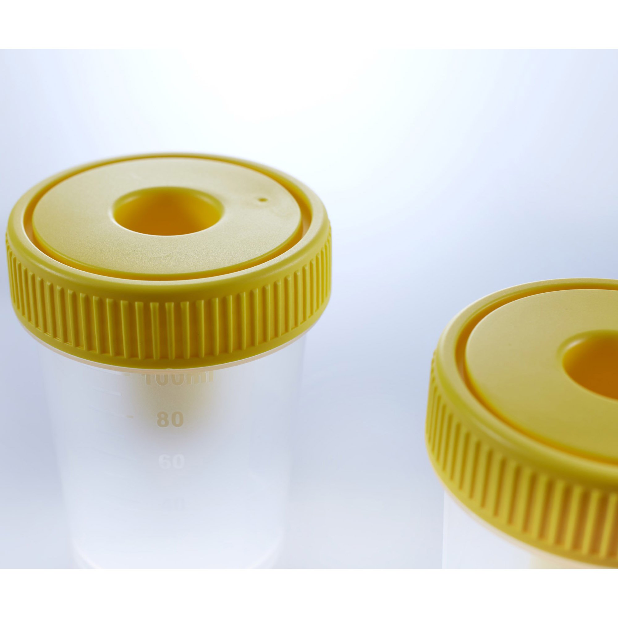 Urine Specimen Container with Integrated Transfer Device 724322 by Greiner Bio-One