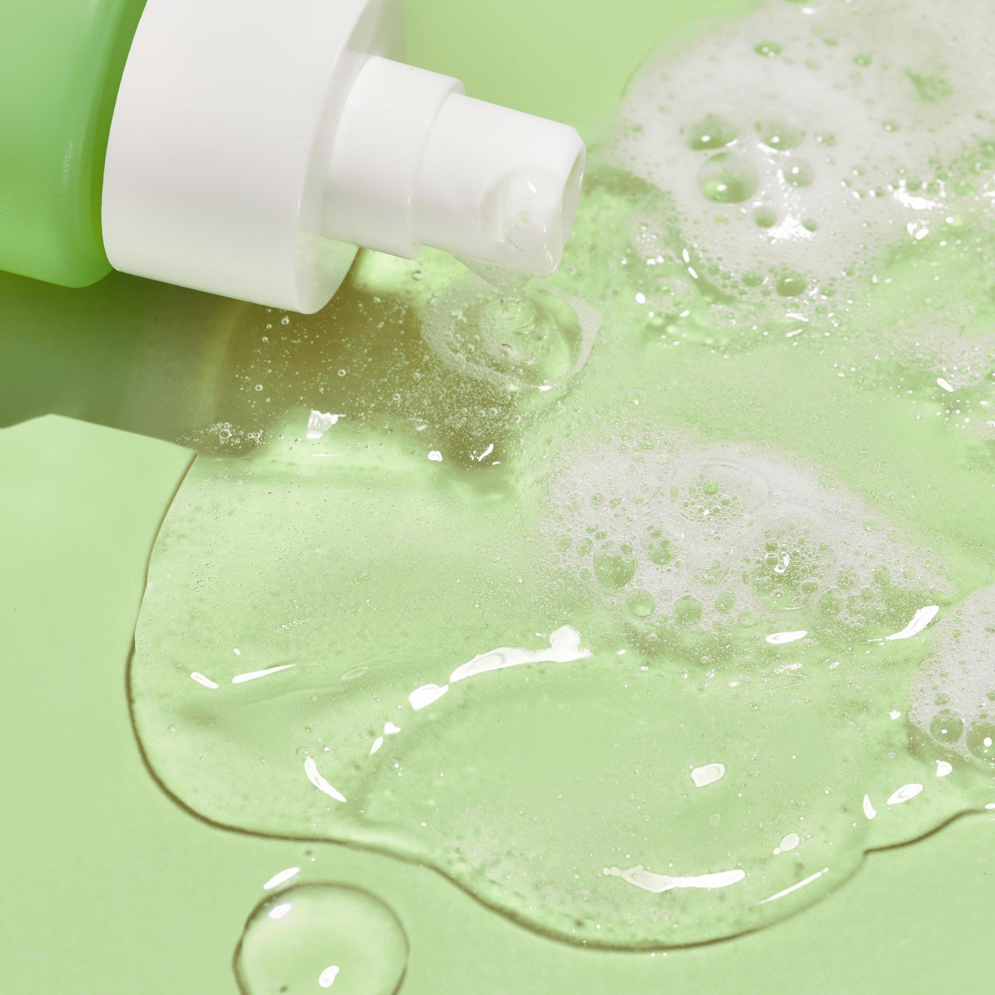 Coola Glowing Greens Detoxifying Facial Cleanser CL10329 by COOLA