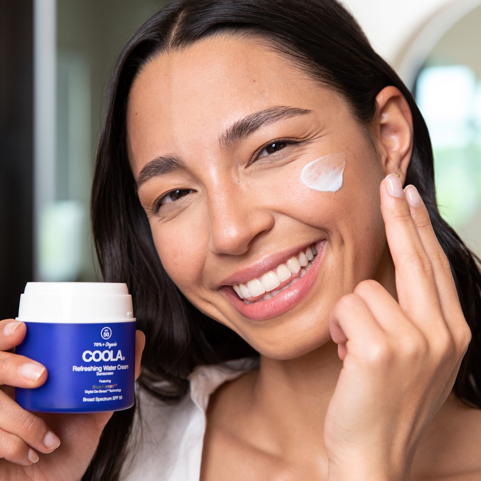 COOLA LLC CL10405 - Coola® Refreshing Water Cream Sunscreen w/ BlueScreen™ Digital De-Stress™ SPF 50 - 1/Each, 24/Case