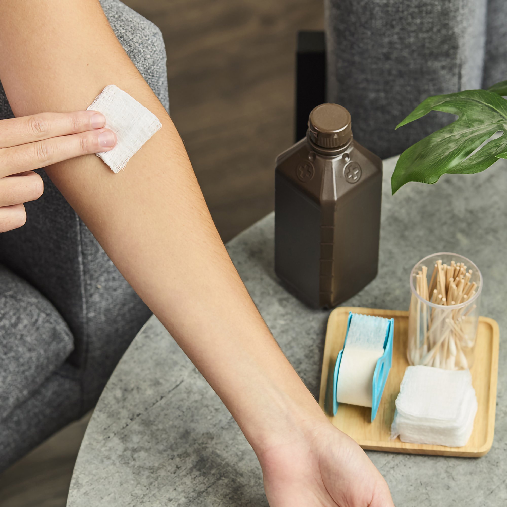 CareStock CS4022 - CareStock™ Gauze Sponge, 2 x 2 in. 12-Ply, Medical-Grade Cotton Wound Dressing - 200/Pack, 8000/Case