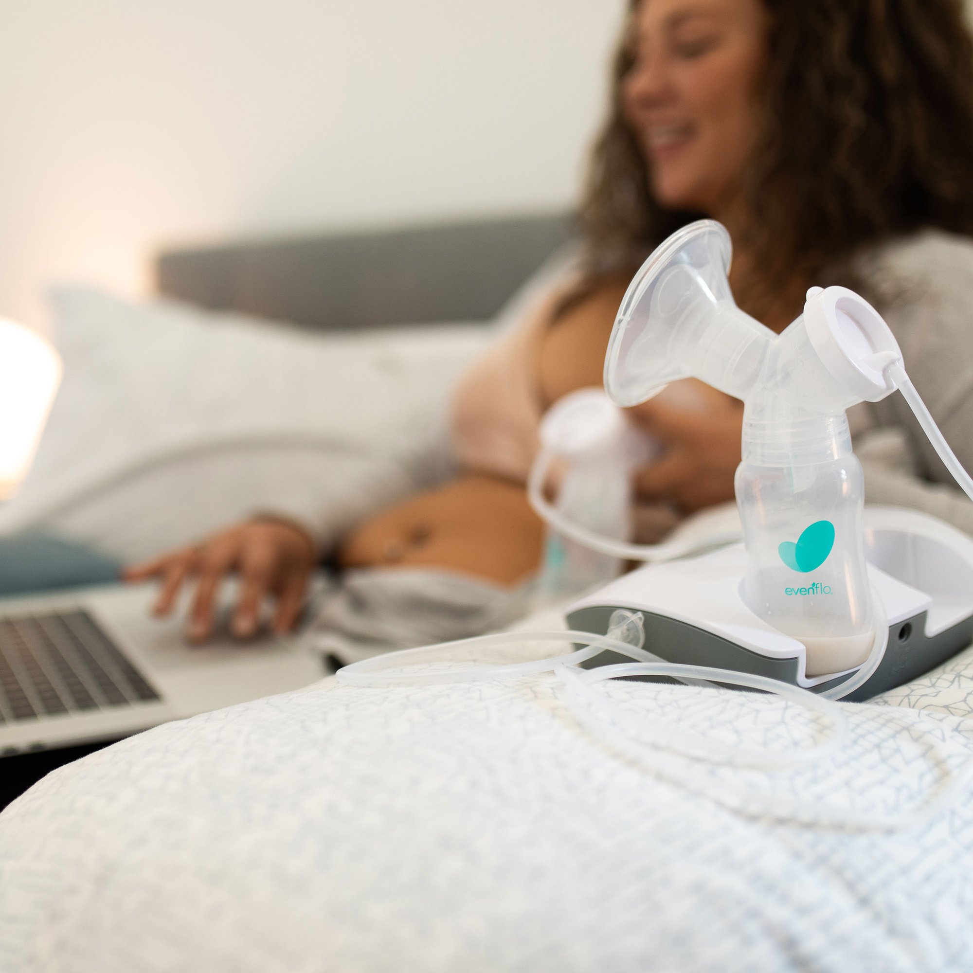 Midway Importing Inc 5164116 - Evenflo Advanced Double Electric Breast Pump - 3/Case