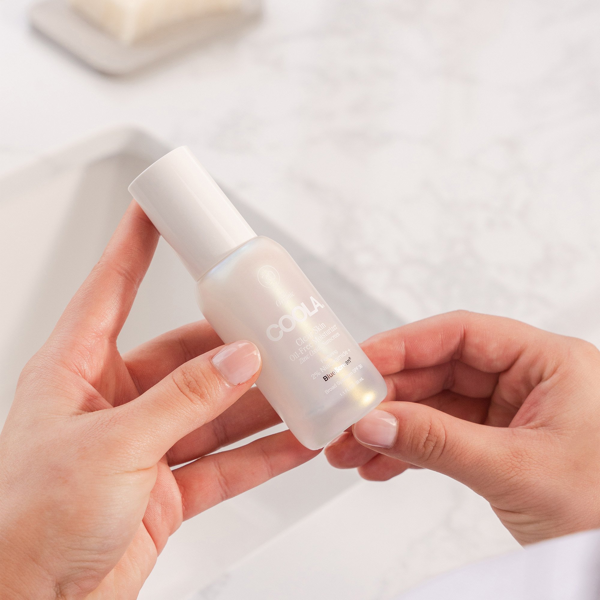 COOLA LLC CL10694 - Coola® Clear Skin Oil-Free Moisturizer Zinc Sunscreen w/ BlueScreen™ SPF 30 - 1/Each, 24/Case