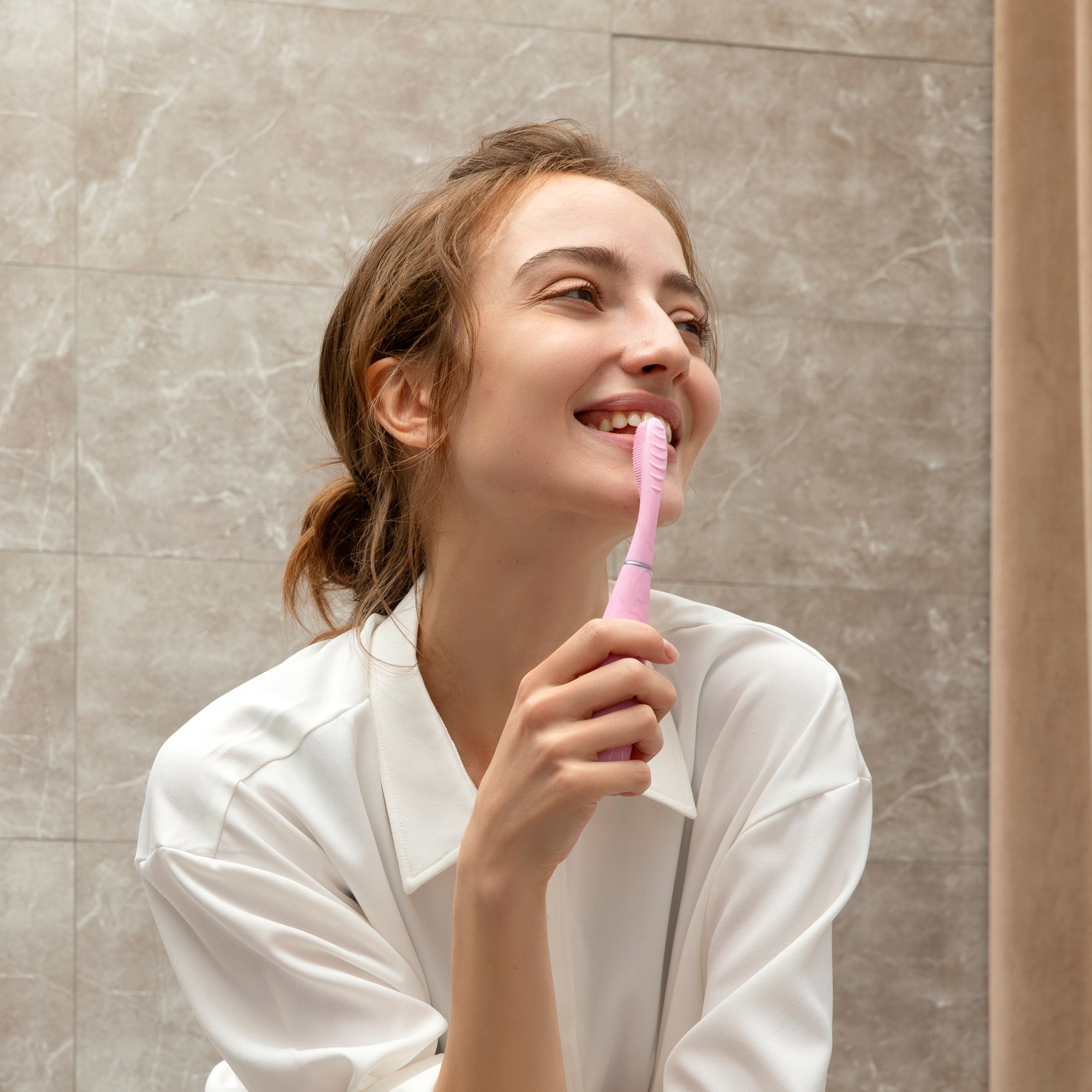 Foreo Inc F9915 - ISSA™ 3 Silicone Sonic Toothbrush, Pink - 1/Each
