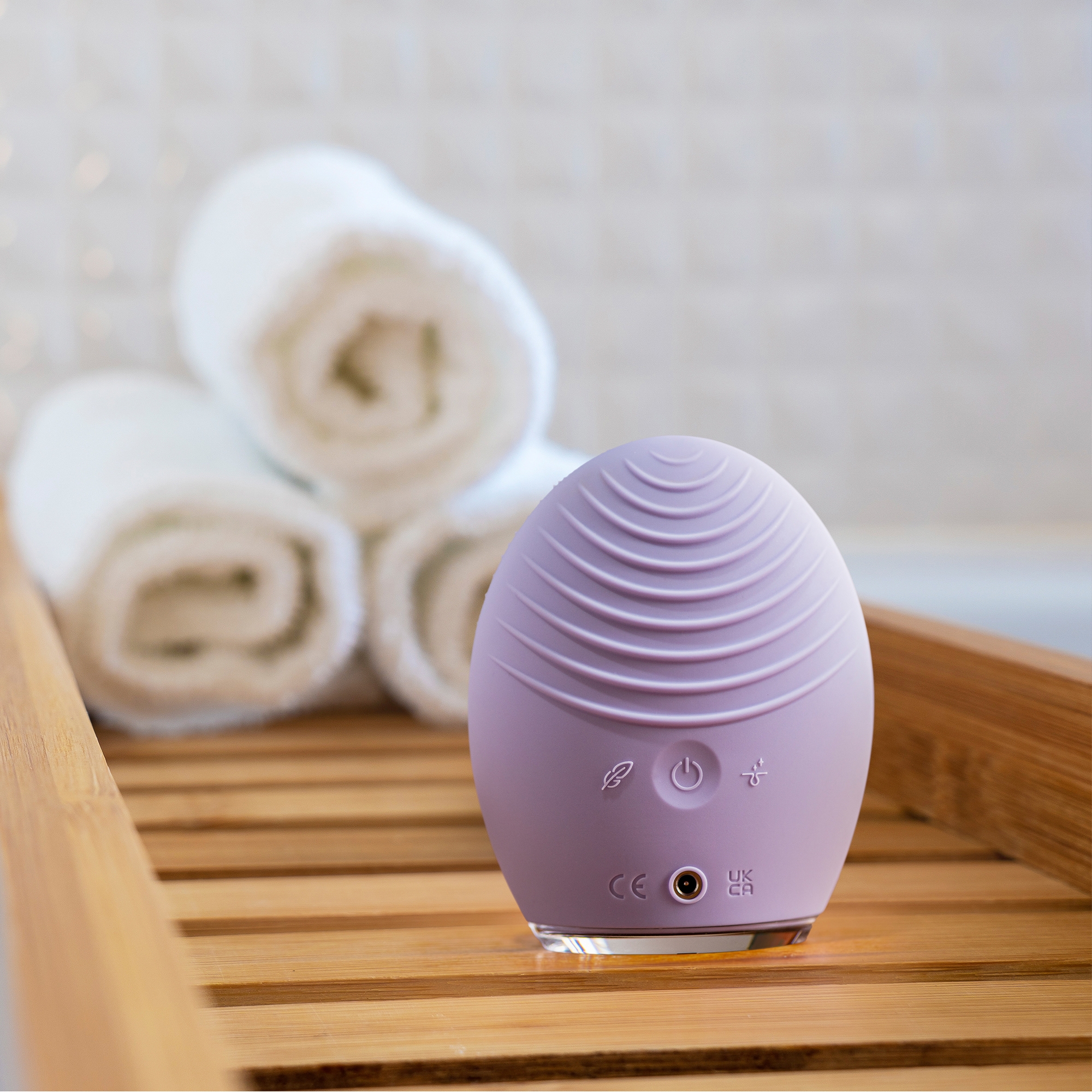 Foreo Inc F1252 - LUNA™ 4 Facial Cleansing Device for Sensitive Skin - 1/Each