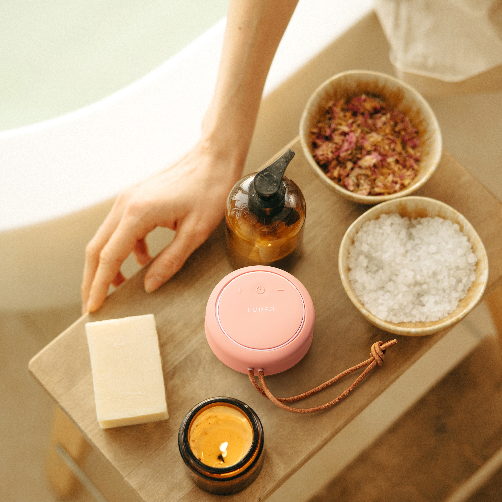 Foreo Inc F1382 - LUNA™ 4 body Massaging Body Brush, Perfect Peach - 1/Each