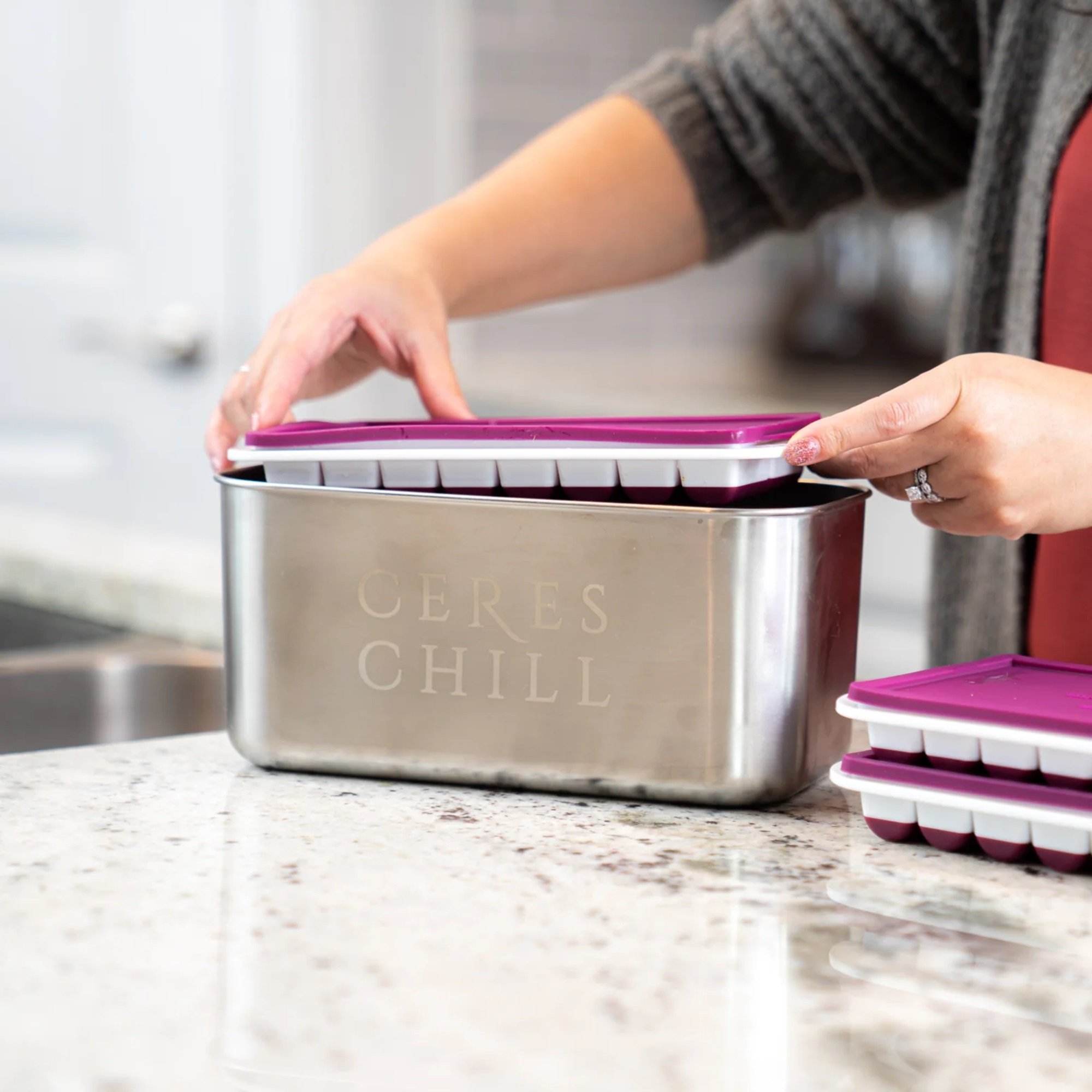 Ceres Chill Co CC-1-MLK-STCH-LX - Ceres Chill Milkstache Luxe Breast Milk Freezing Container - 1/Each, 18/Case