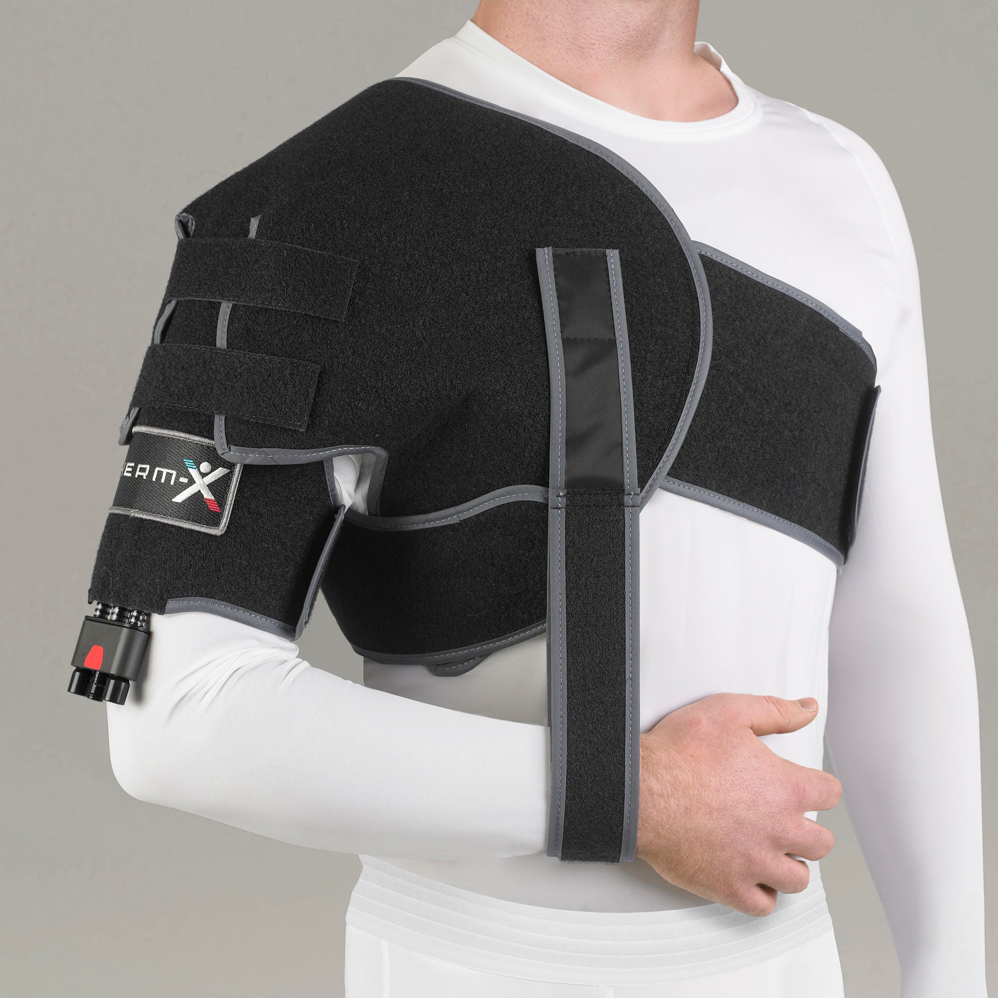Mueller Sports Medicine - TX0101 Hot / Cold Therapy Wrap Therm-X Shoulder One Size Fits Most Reusable