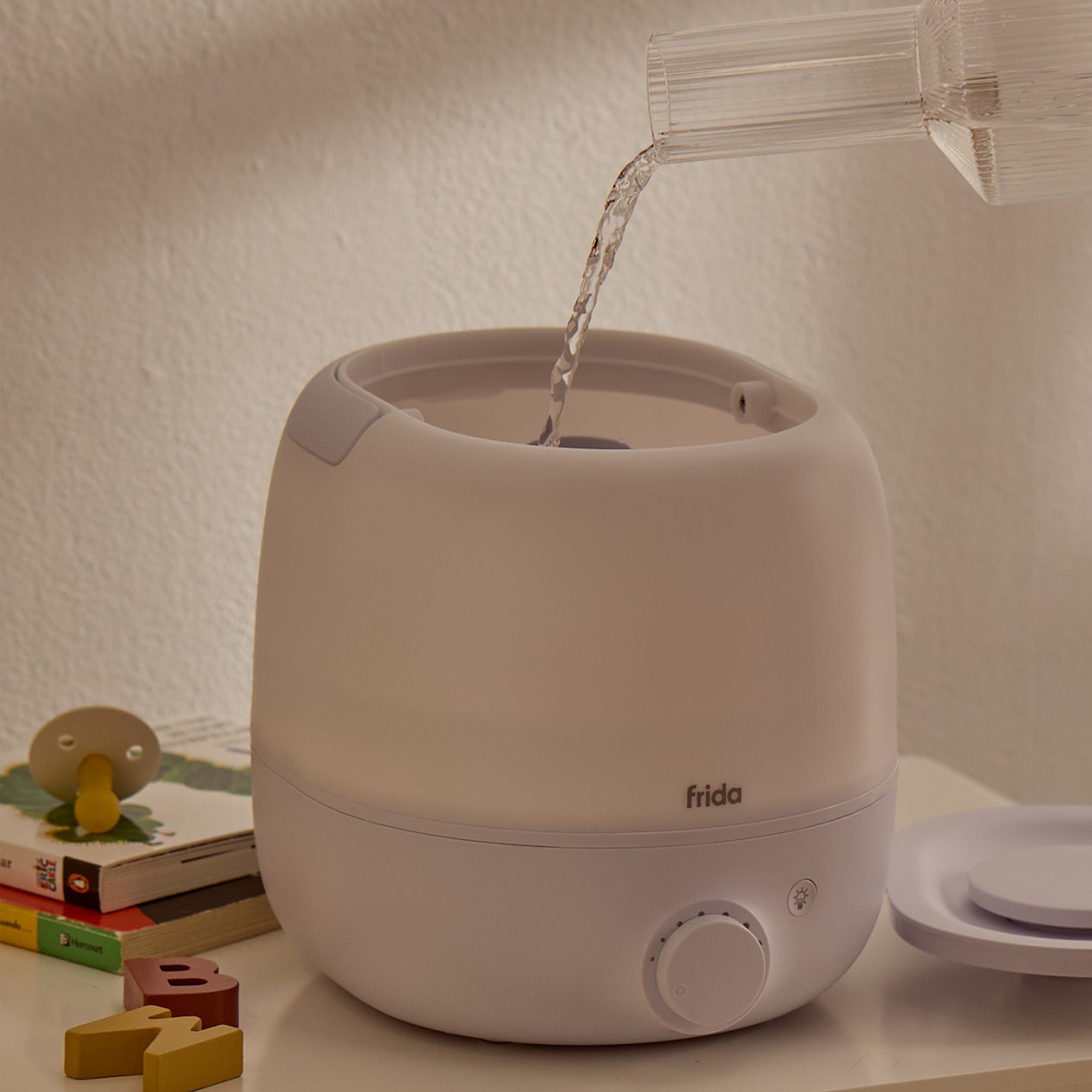BreatheFrida 3 in 1 Humidifier Difuser and Nighlight 100001970 by Fridababy