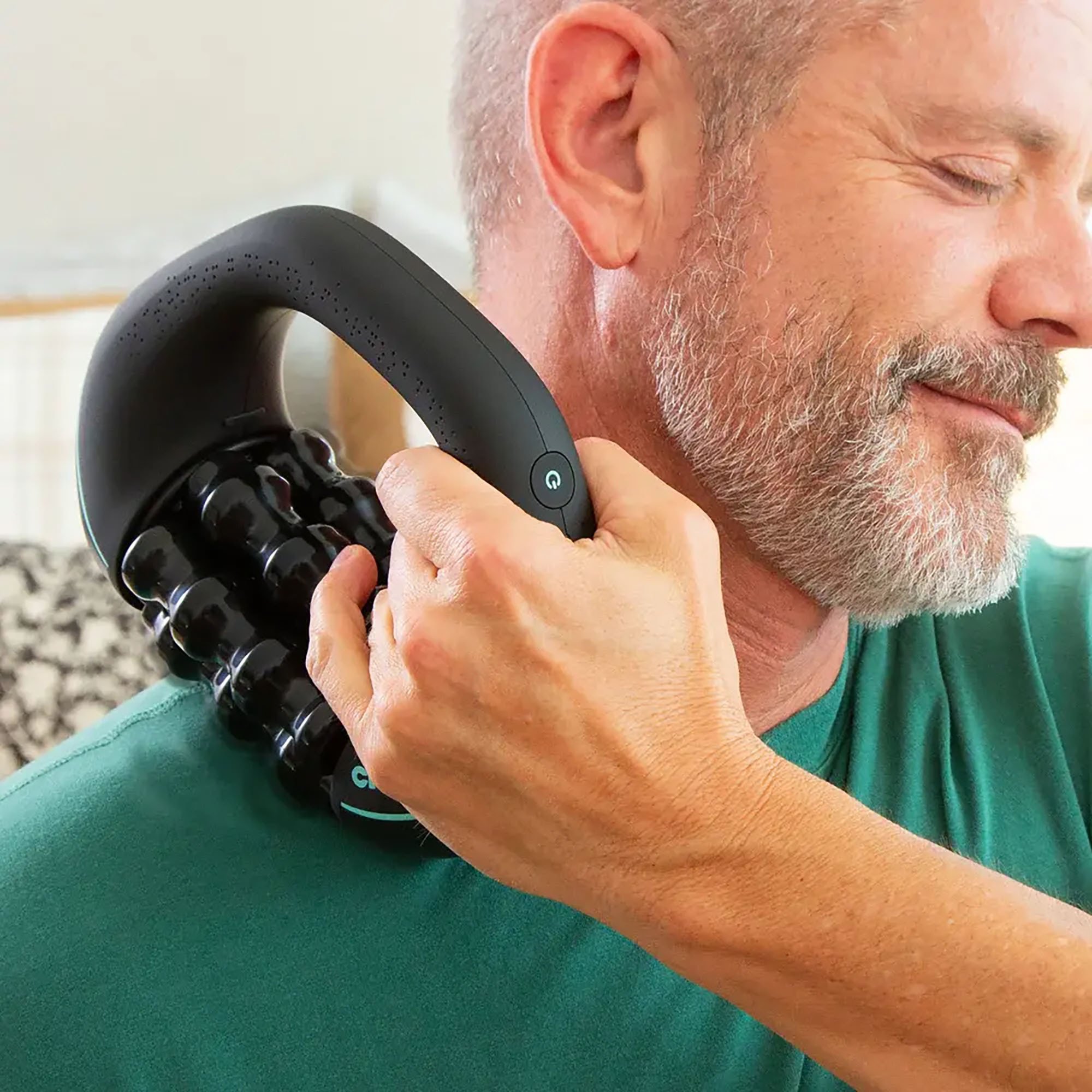 Chirp Innovation LLC R-RPM-3-BK-R - Chirp RPM Mini™ Compact Rolling Powered Massager - 1/Each