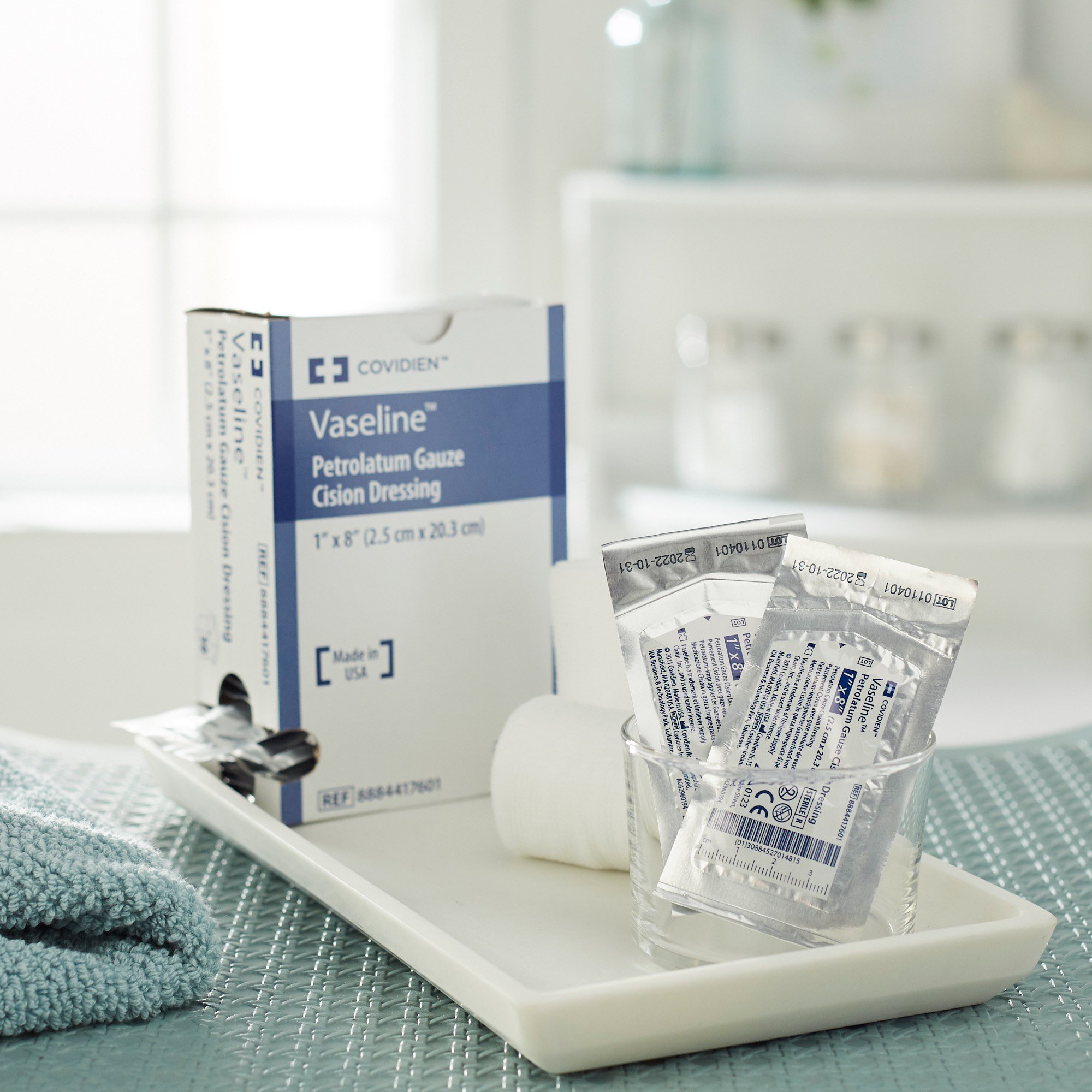 Cardinal - 8884417601 Vaseline® Petrolatum Impregnated Dressing