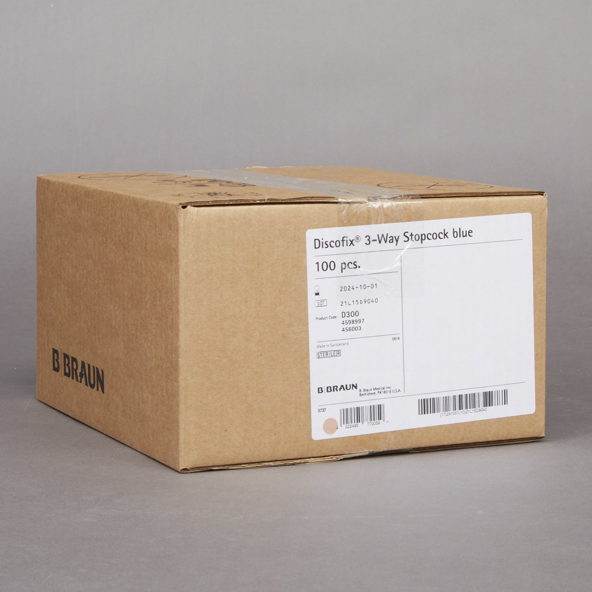 B. Braun - 456003 Discofix® Stopcock with Spin-Lock Connector