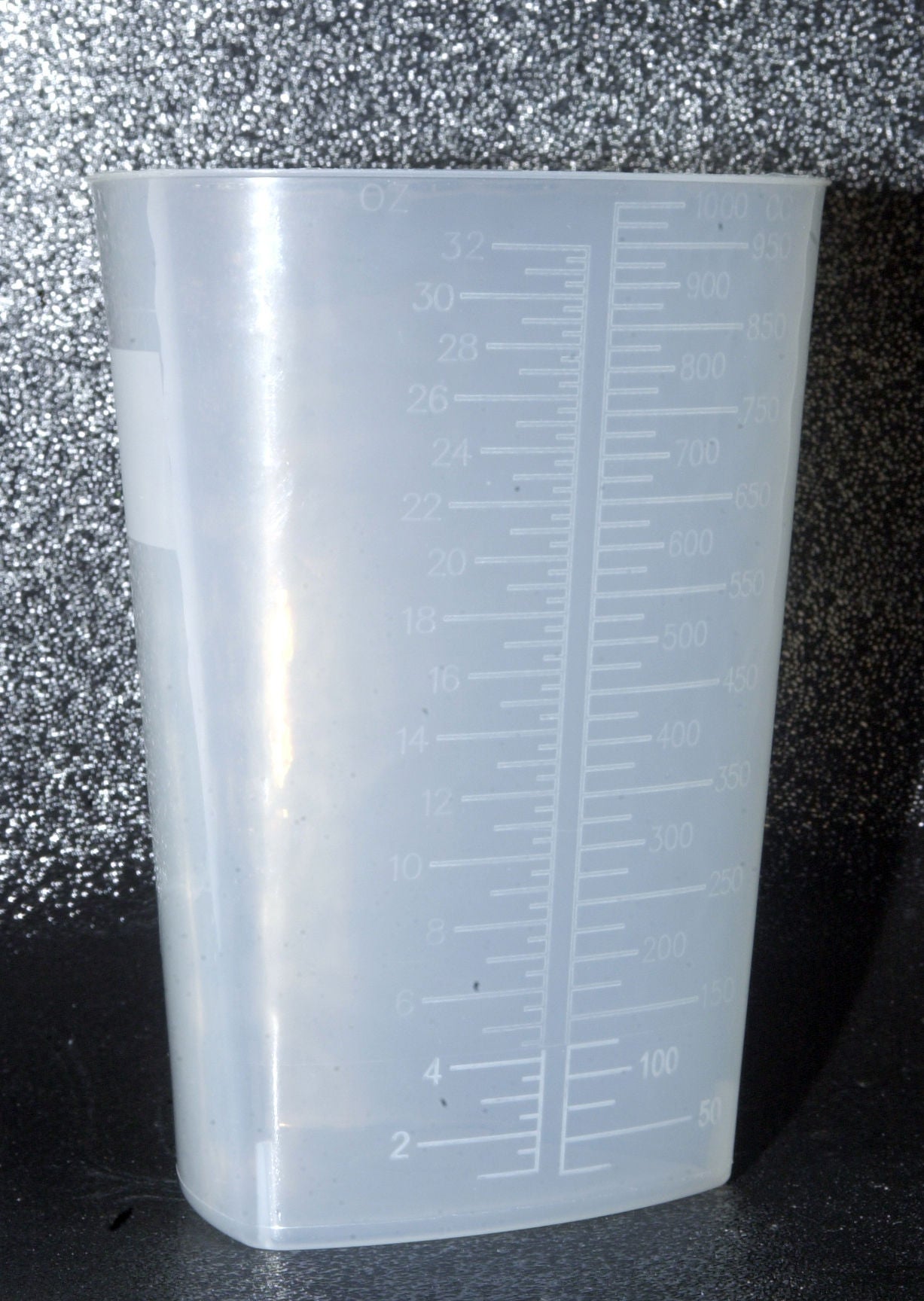 Care Line - 06610005 Care Line Triangular Graduated Container