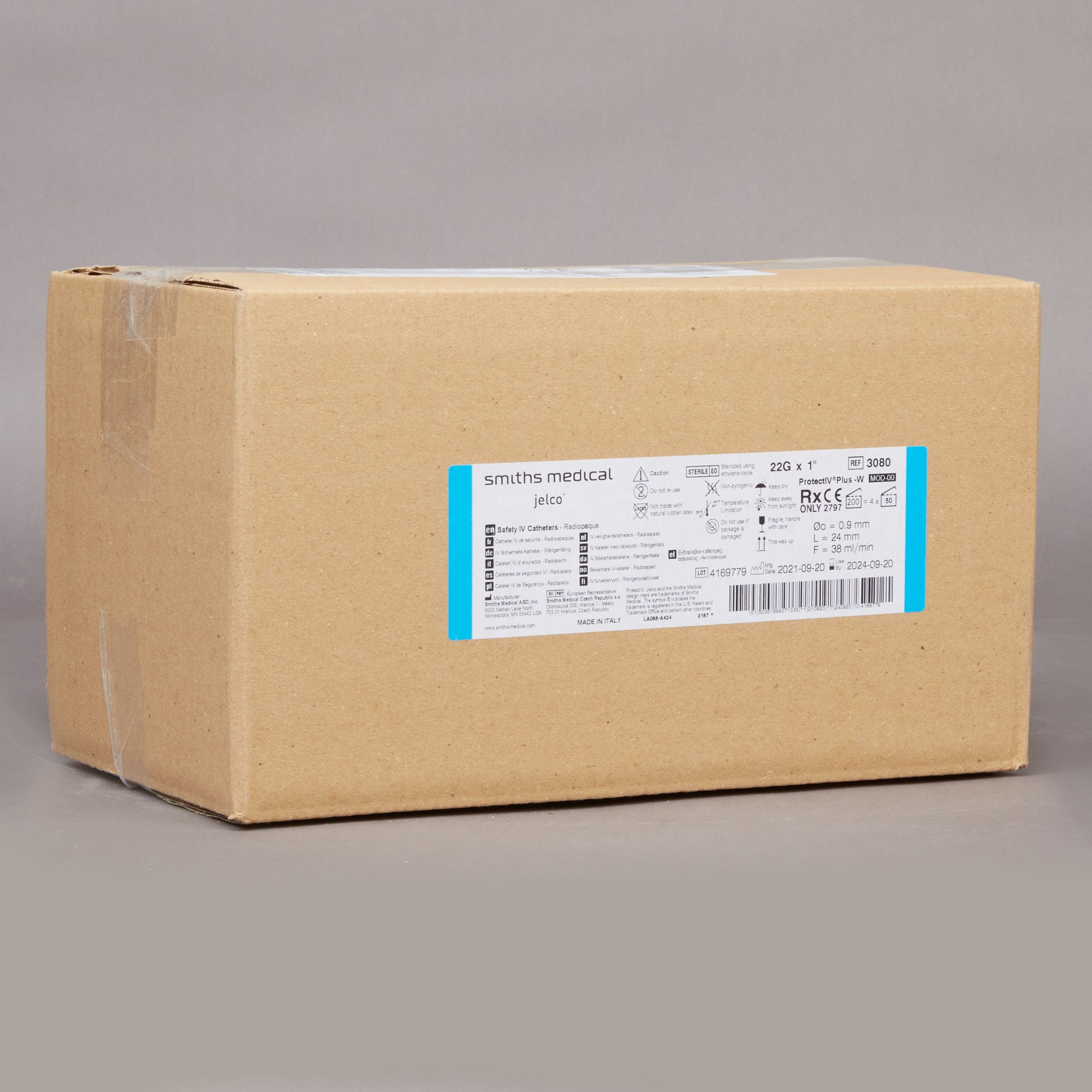 ICU Medical FKA Smiths Medical - 308000 Peripheral IV Catheter Protectiv® Plus-W 22 Gauge 1 Inch Polyurethane Winged Hub Non Blood Control Sliding Safety
