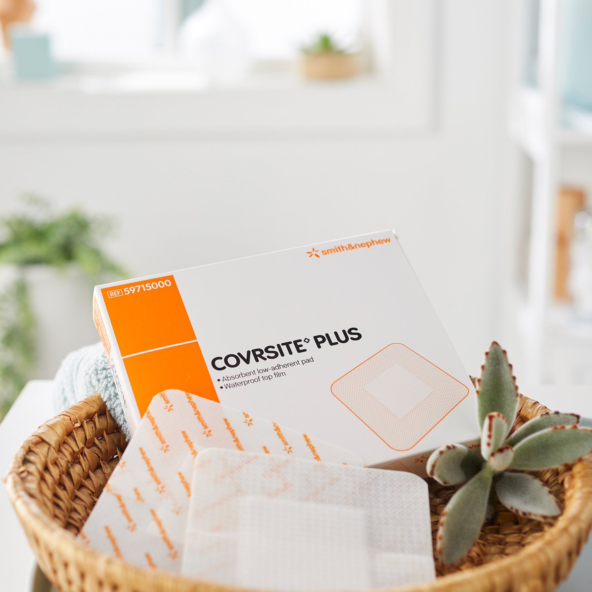 Smith & Nephew 59715000 - Covrsite Plus Composite Dressing, 4 x 4 Inch - 1/Each, 10/Box, 100/Case