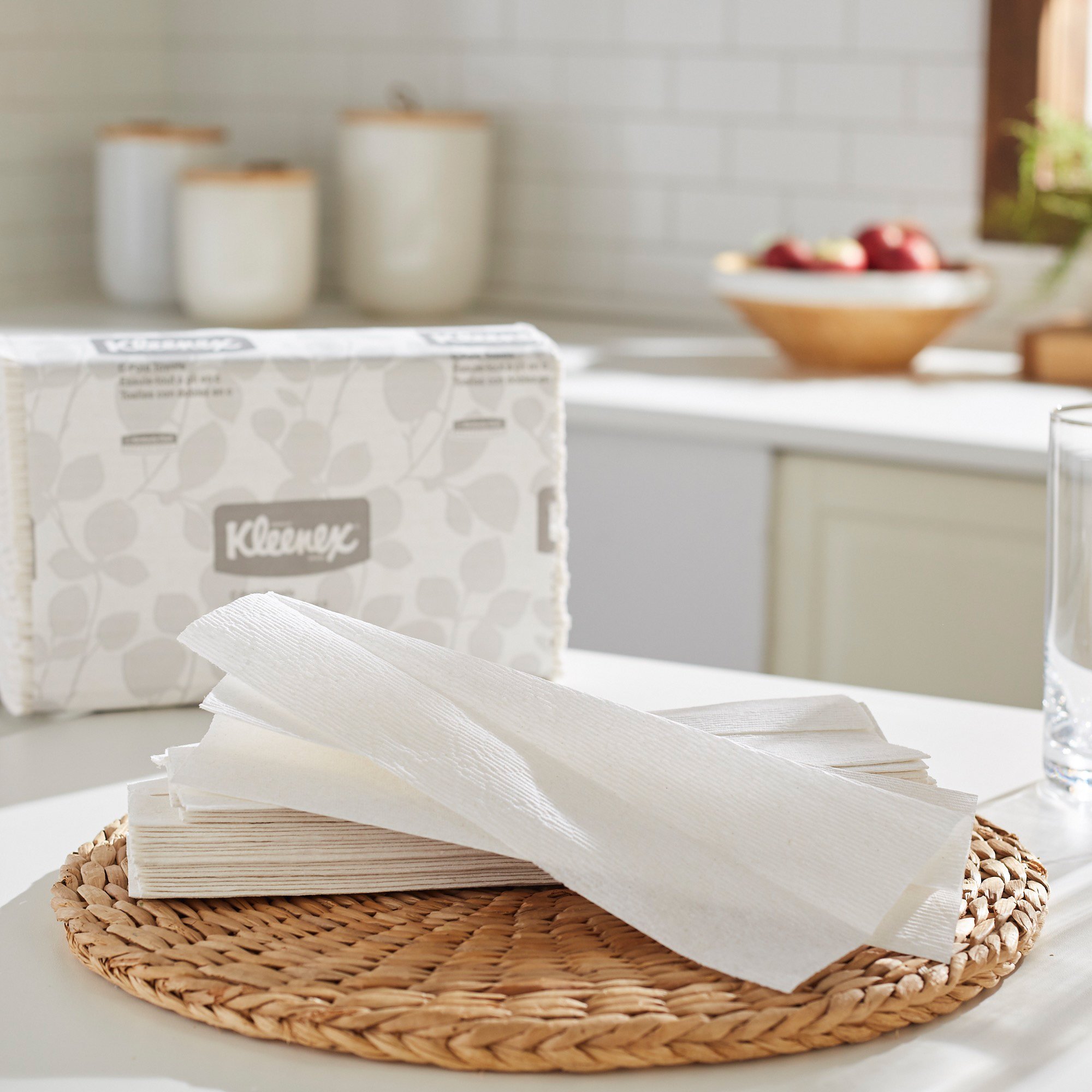 Kimberly Clark 01500 - Kleenex® C-Fold Paper Towel, 150 per Pack - 150/Pack, 2400/Case