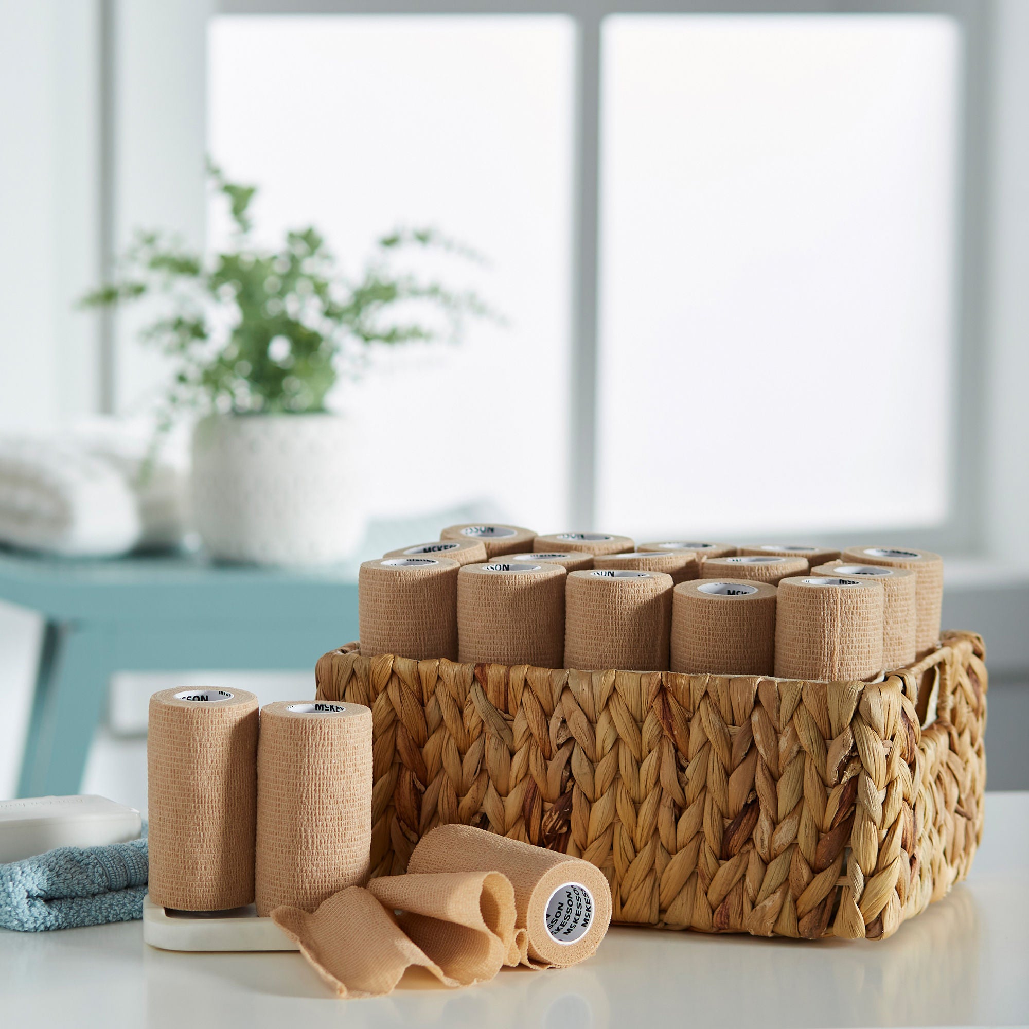 McKesson Brand - 16-3404 McKesson Self-adherent Closure Cohesive Bandage