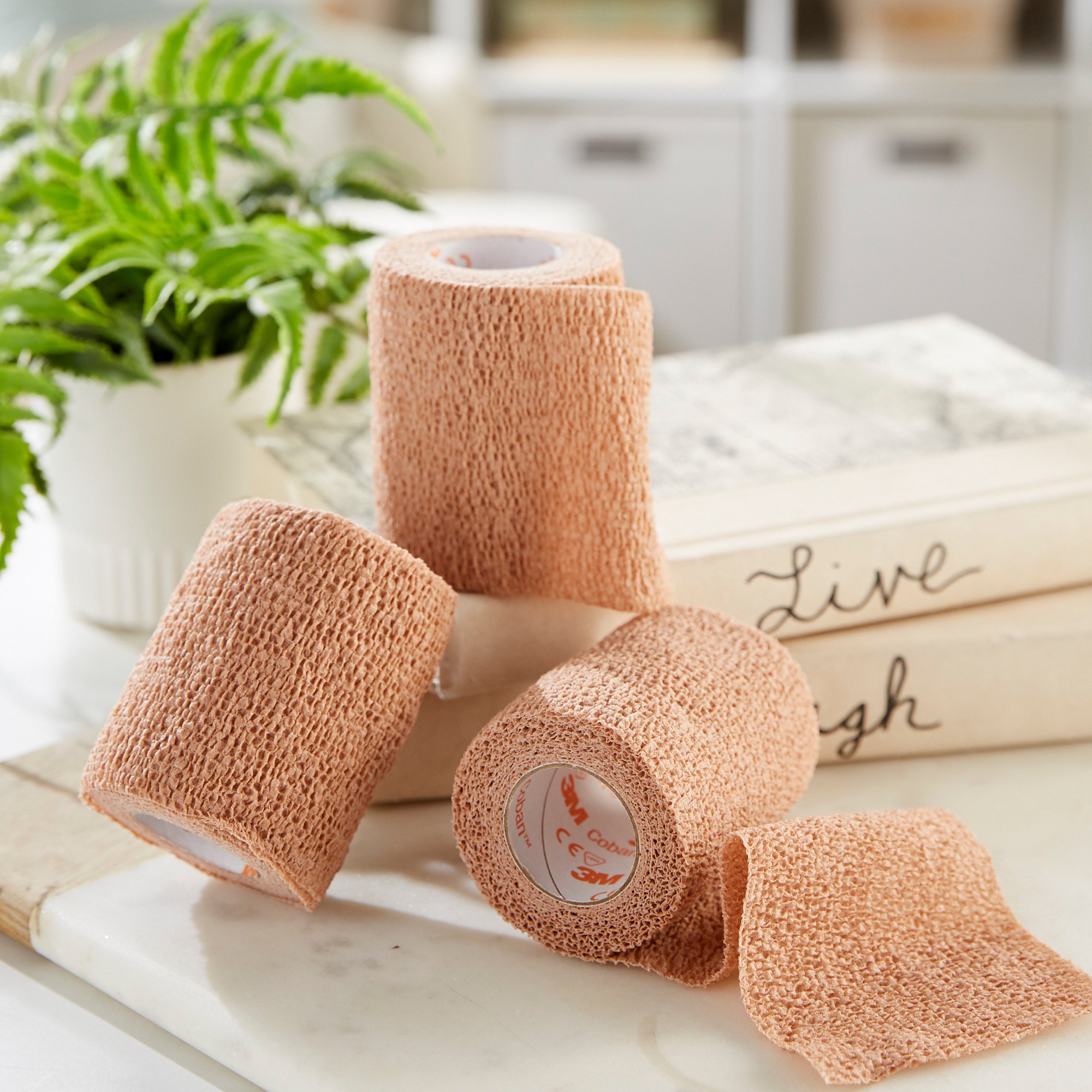 Solventum Corporation - 1583 3M™ Coban™ Self-adherent Closure Cohesive Bandage