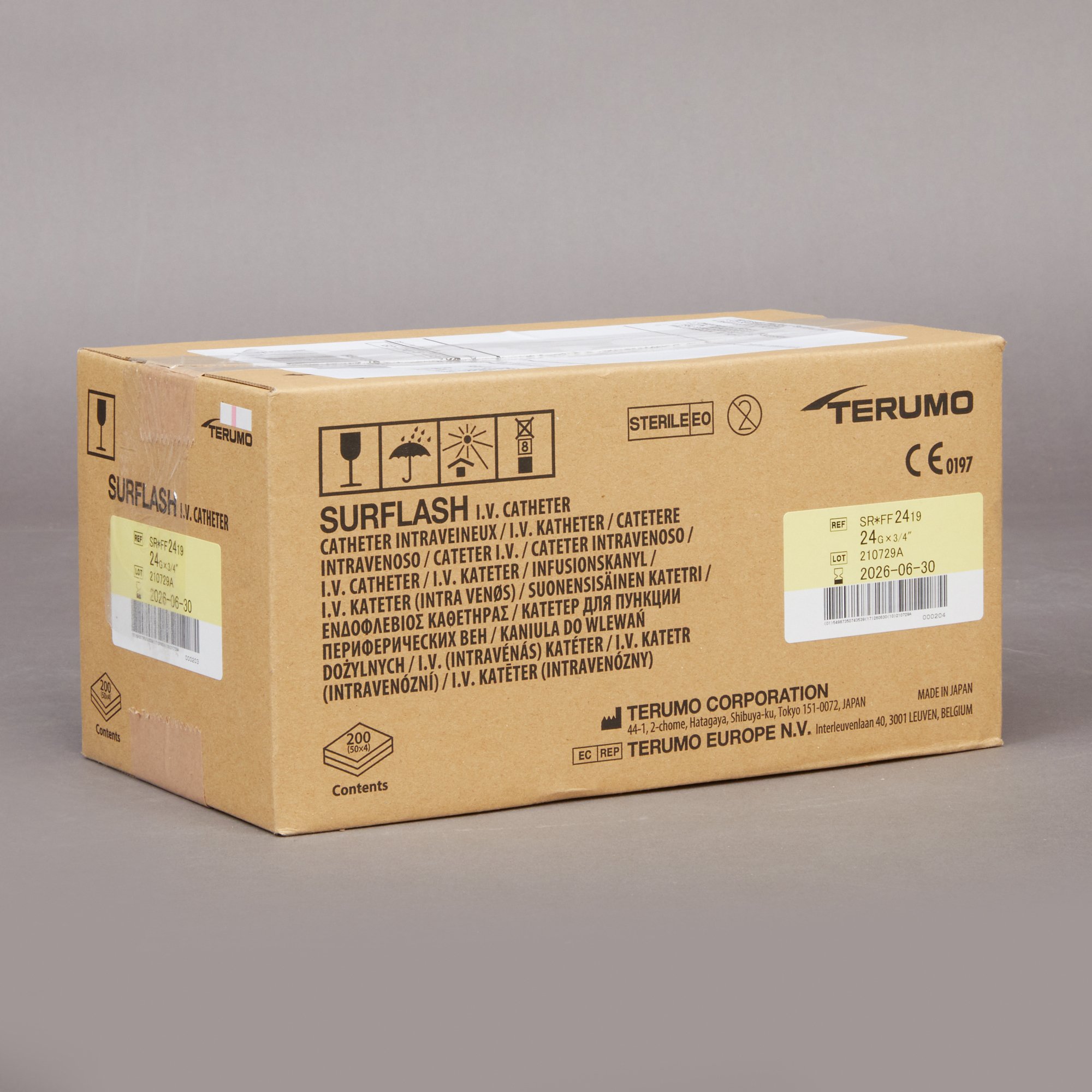 Terumo Medical - SR*FF2419 SurFlash® Peripheral IV Catheter