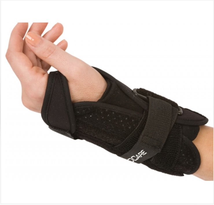 DJO 79-87460 - Quick-Fit® Right Wrist Brace, One Size Fits Most - 1/Each