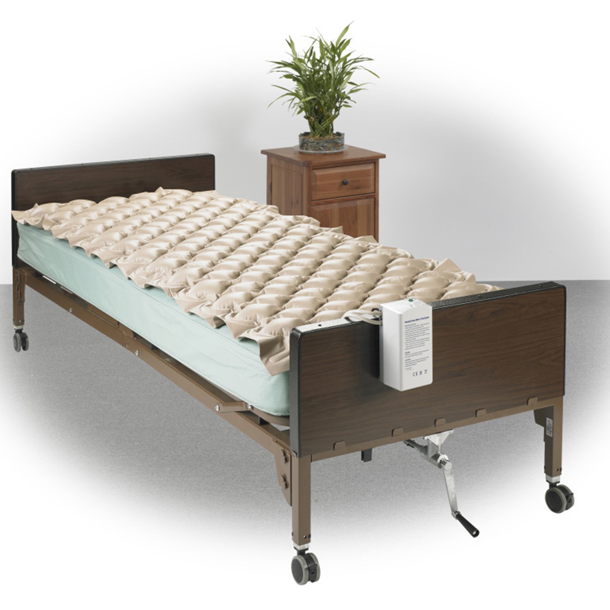 Drive DeVilbiss Healthcare 14003 - drive™ Vinyl Bed Pad, 34 x 78 x 2-1/2 Inch, Beige - 1/Each