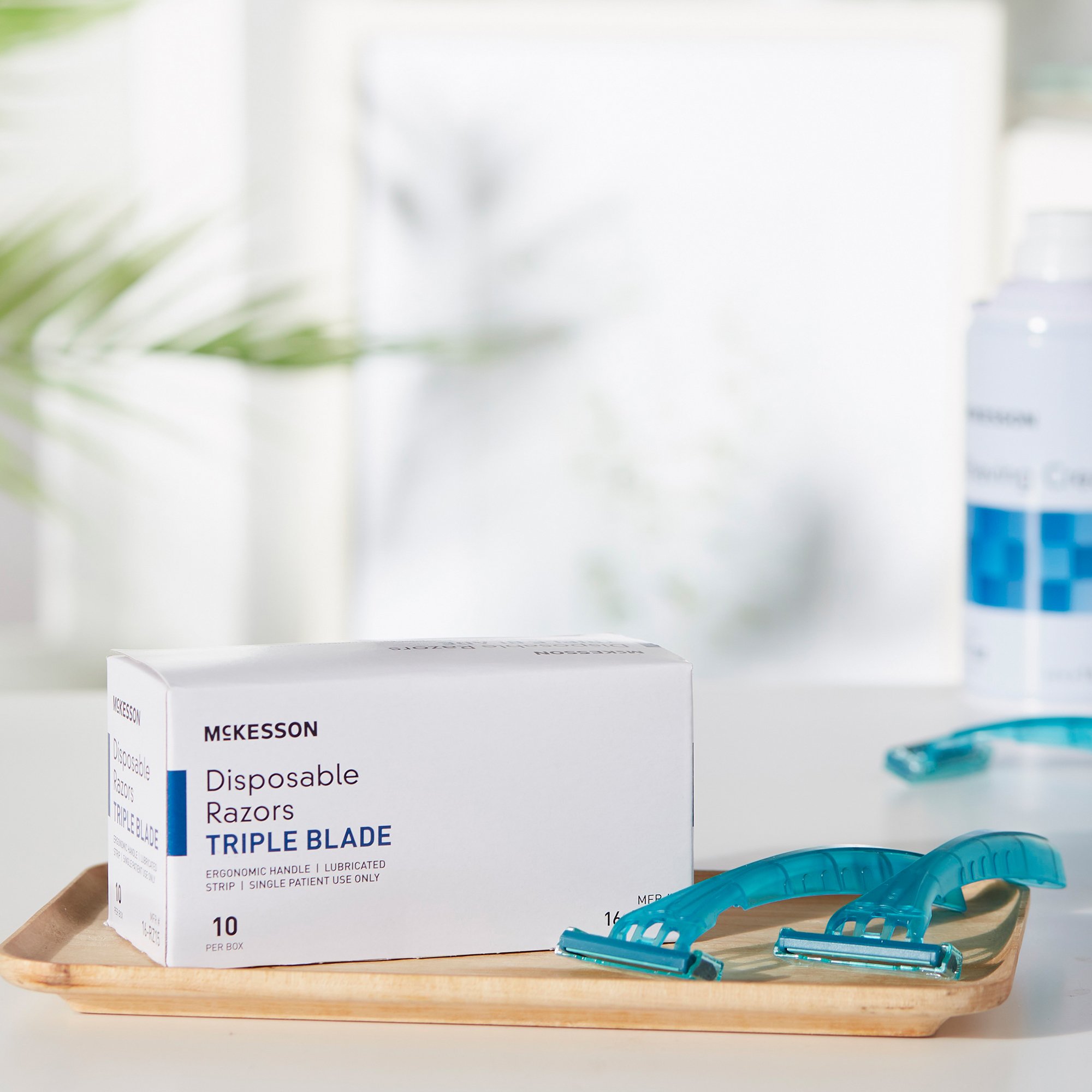 McKesson Brand 16-RZ15 - McKesson Triple Blade Disposable Razors - 1/Each, 10/Box, 500/Case