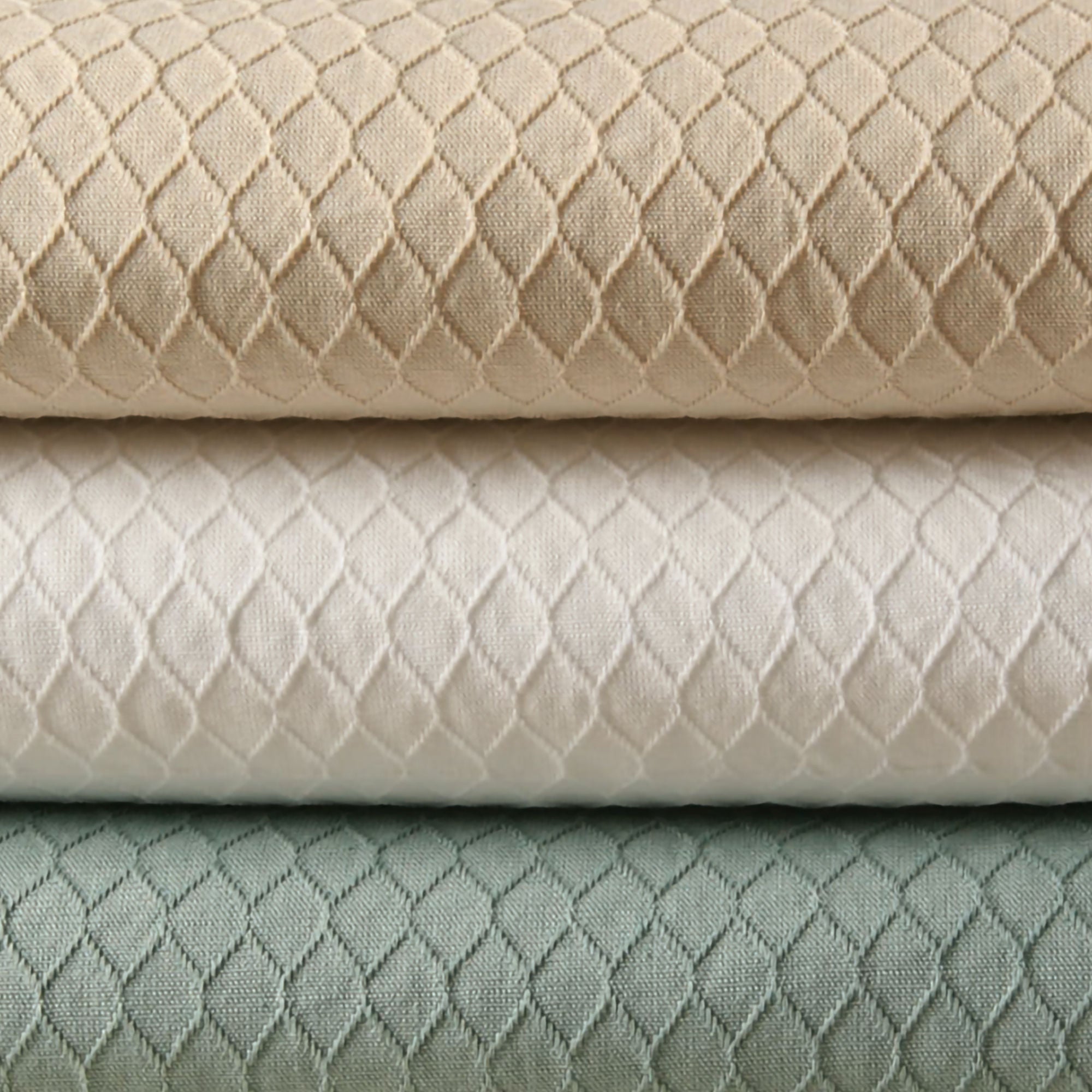 Standard Textile - 32090104 Bedspread Gemstone 75 W X 110 L Inch 50% Cotton / 50% Polyester Ecru