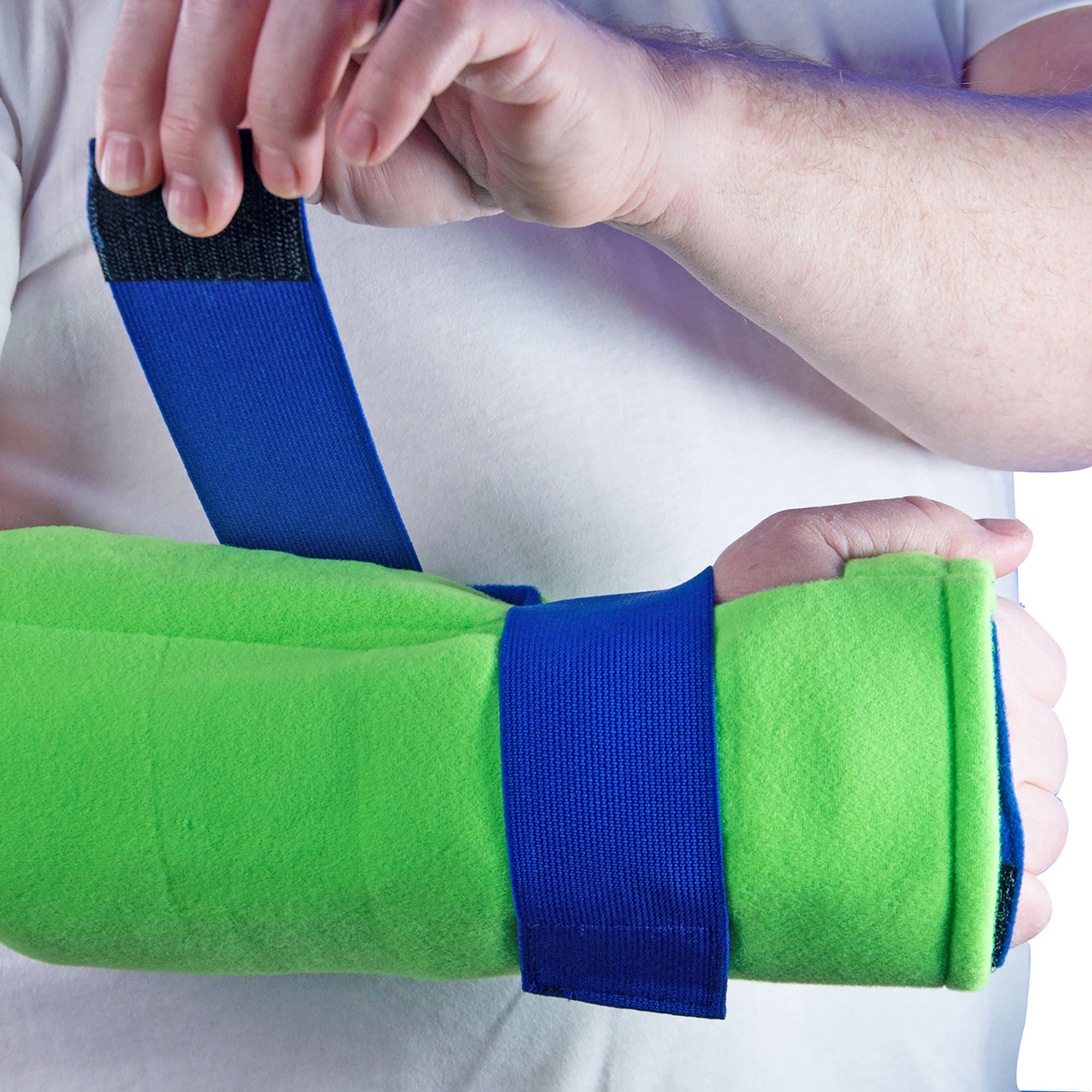 Brownmed - 30101 Cold Pack with Wrap Polar Ice® Wrist / Elbow One Size Fits Most 10 X 16 Inch Nylon / Polyester / Water Reusable