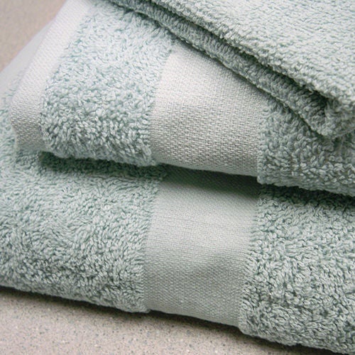 Standard Textile - 47102156 Bath Towel 24 X 50 Inch Seafoam
