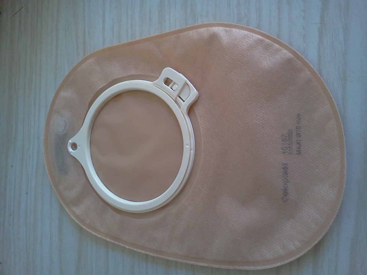 Coloplast 10167 - SenSura® Click 2-Piece Closed End Opaque Ostomy Pouch, Yellow Match - 30/Box