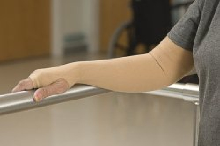 Prevent Products 10-100 - GeriGlove® Protective Arm Sleeve - 2/Pair