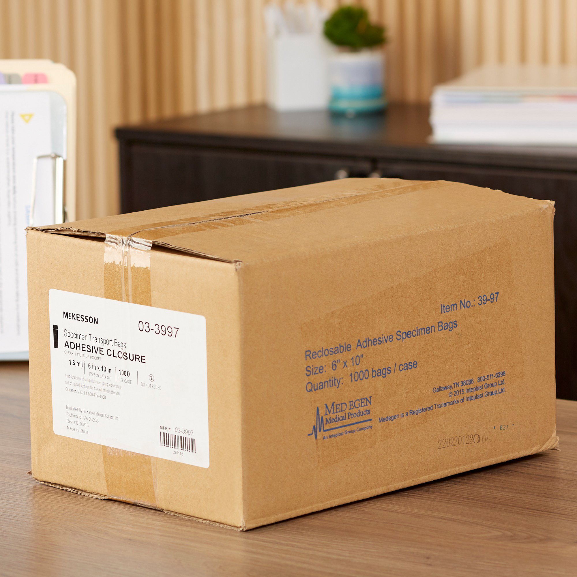 McKesson Brand 03-3997 - Medegen Specimen Transport Bag with Document Pouch, Adhesive Closure, 6 x 9 Inch - 1/Each, 1000/Case