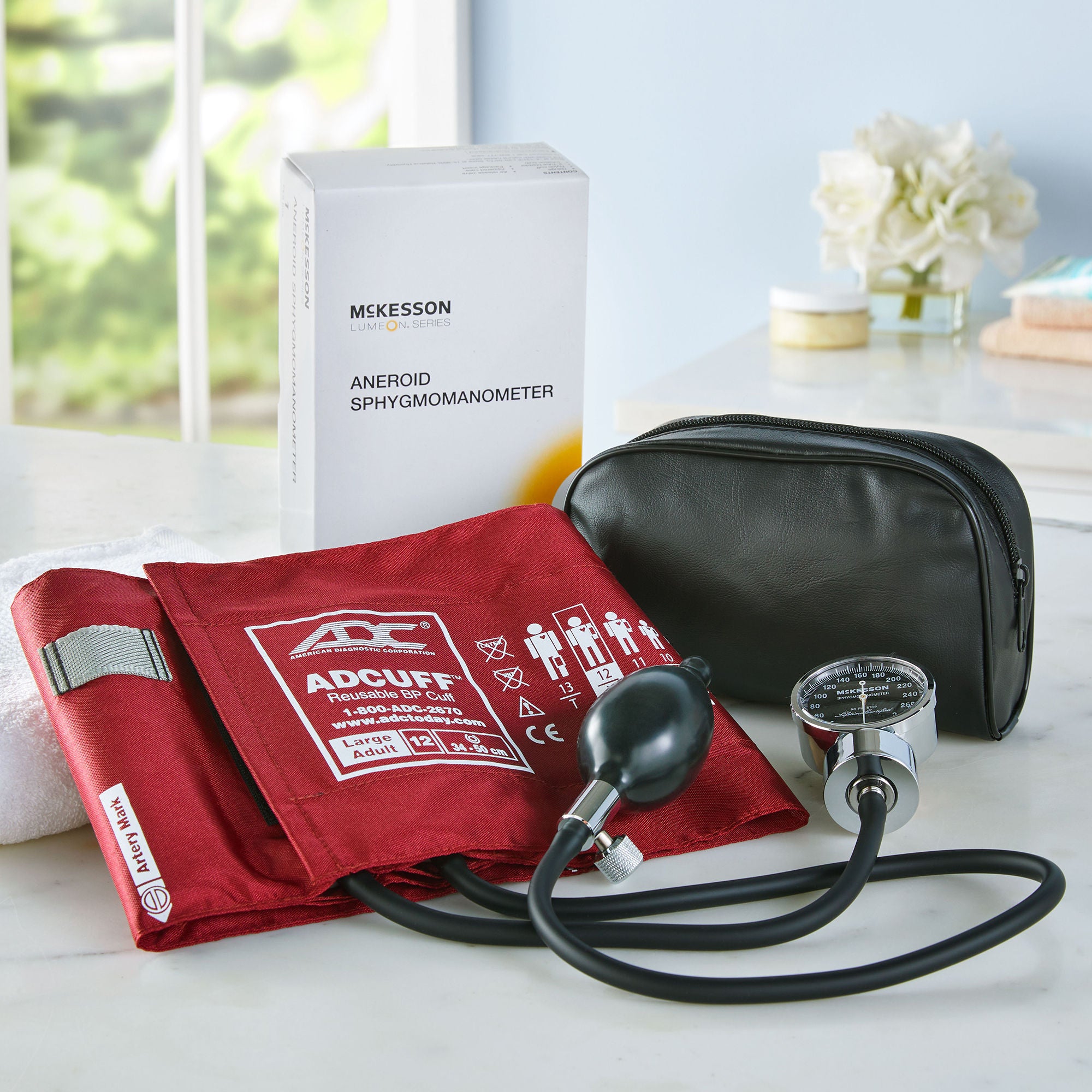 McKesson Brand - 01-700-12XBDGM McKesson Lumeon™ Aneroid Sphygmomanometer