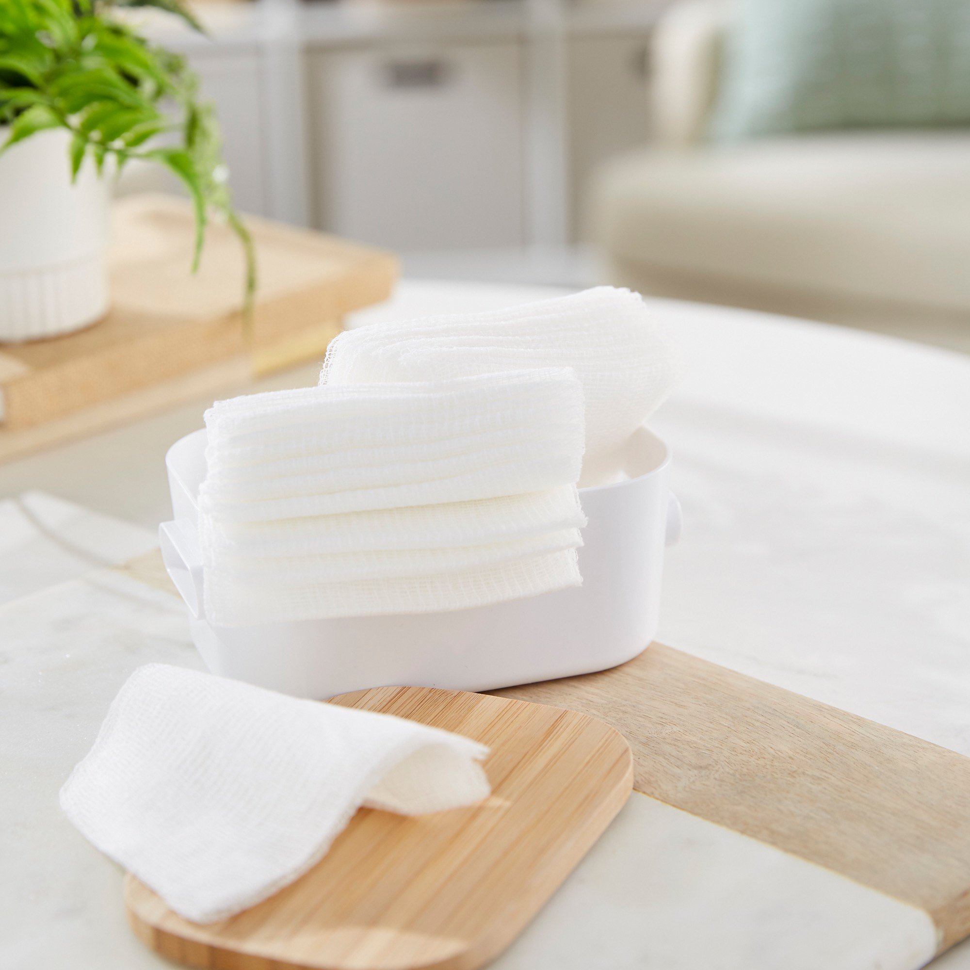 Curity Gauze Sponge 397110 by Cardinal