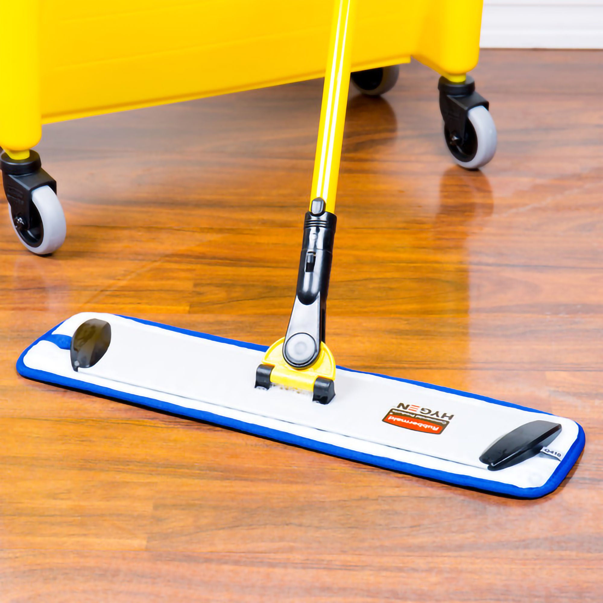 RJ Schinner Co - FGQ41000BL00 Rubbermaid™ Wet Mop Pad