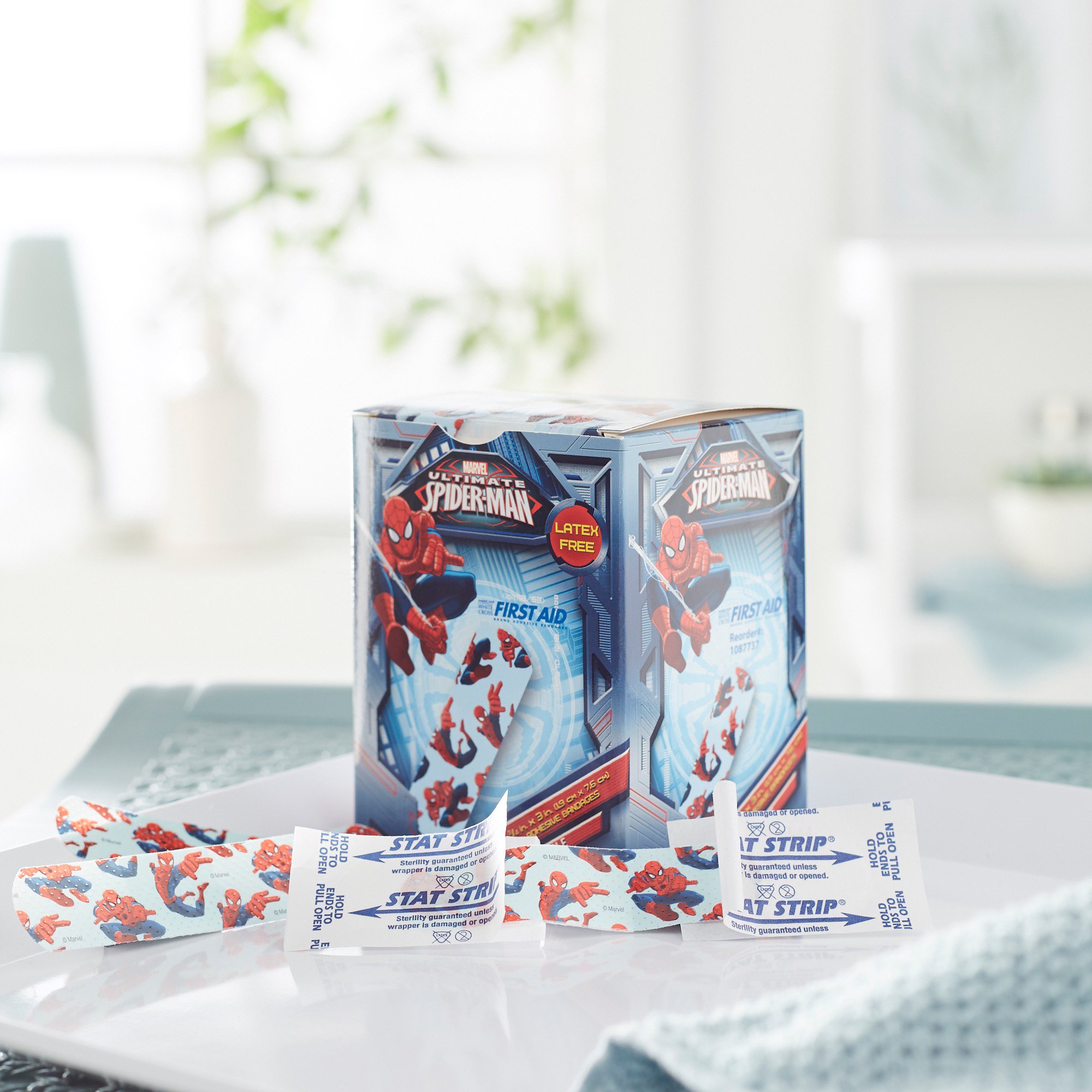 Dukal 1087737 - American White Cross Stat Strip Adhesive Strip, 3/4 x 3 Inch, Spider-Man Design - 100/Box, 1200/Case