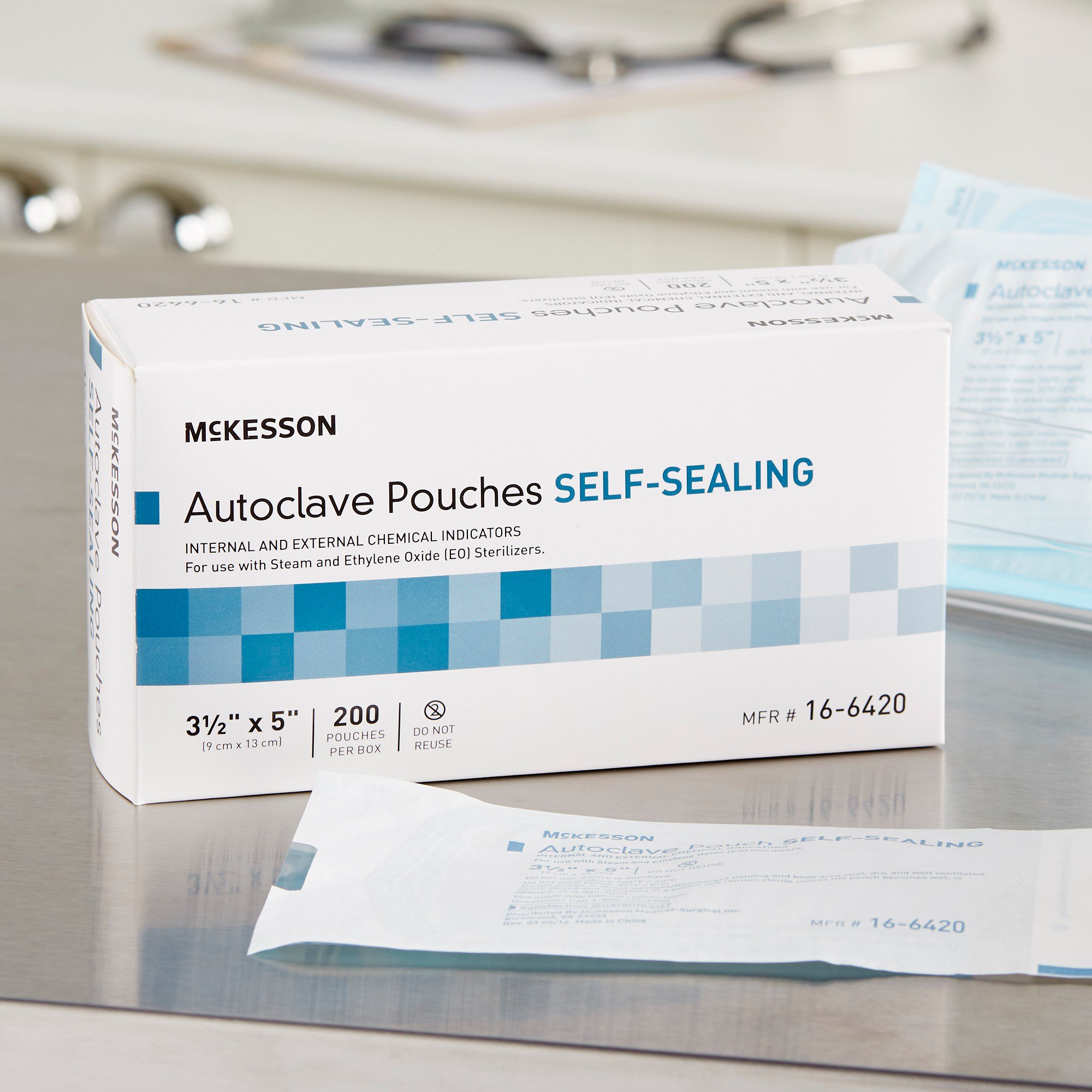 McKesson Brand 16-6420 - McKesson Sterilization Pouch, 3.5 x 5 Inch - 200/Box, 4000/Case