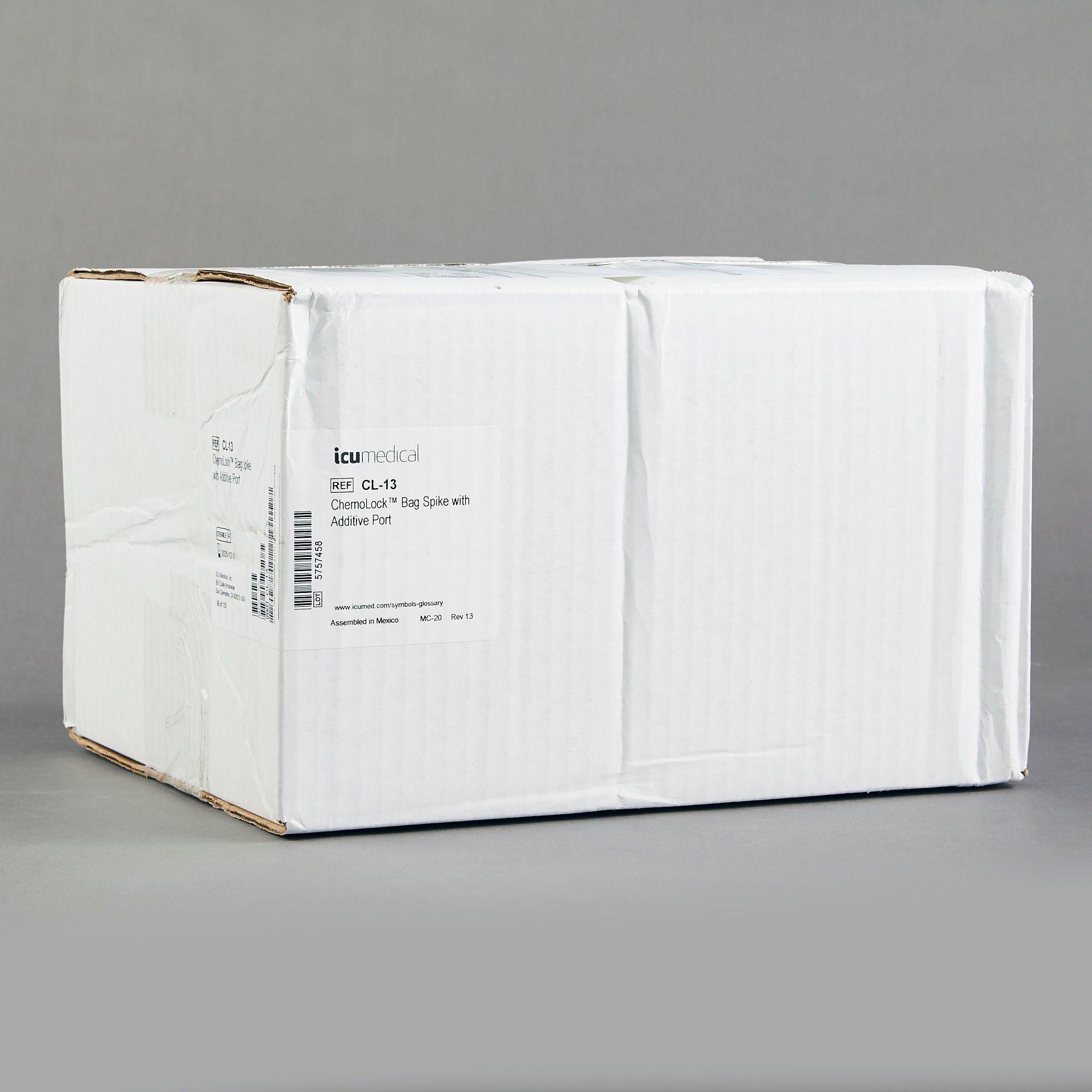ICU Medical - CL-13 Bag Access Spike ChemoLock® IV Bags