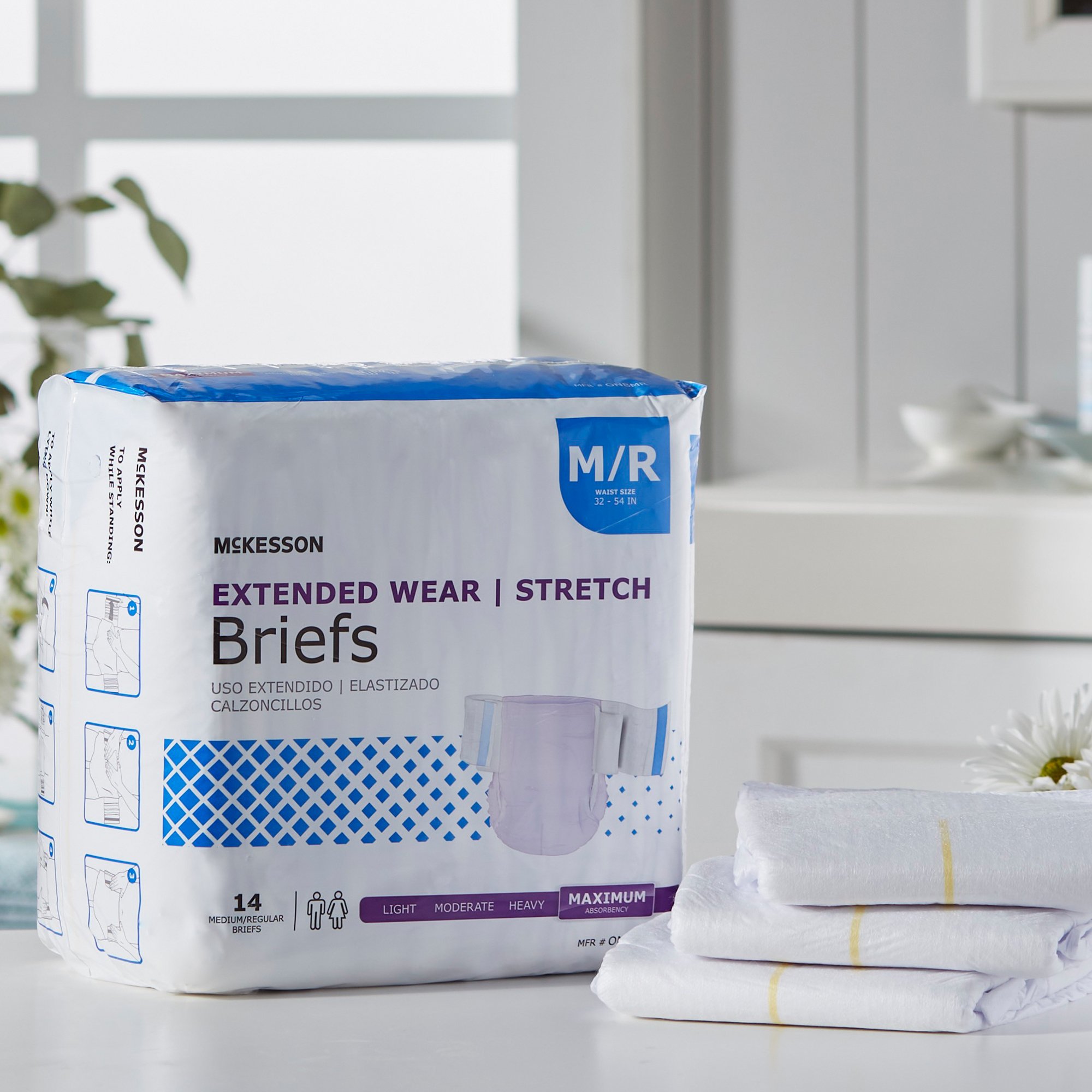McKesson Brand ONBMR - McKesson Extended Wear Maximum Absorbency Incontinence Brief, Medium - 14/Bag, 56/Case