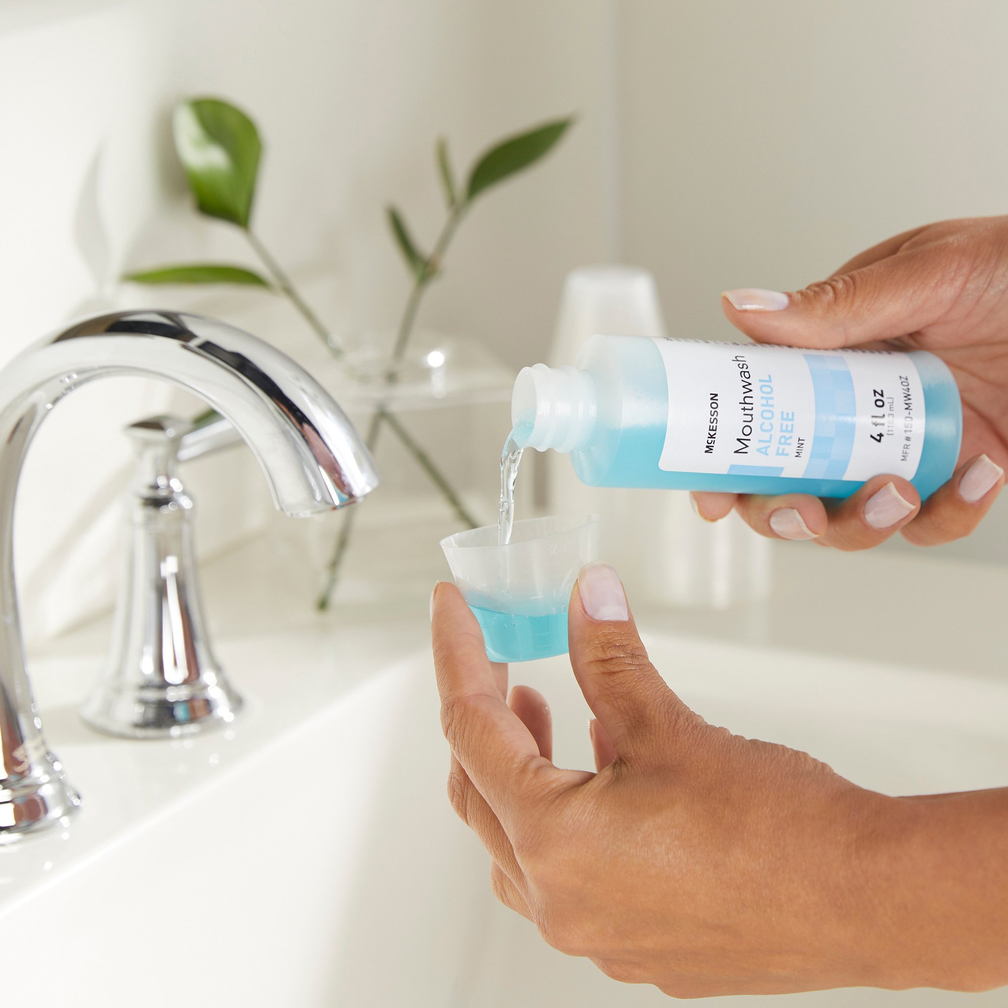 McKesson Brand 150-MW4OZ - McKesson Mouthwash, 4 oz Bottle - 1/Each, 60/Case